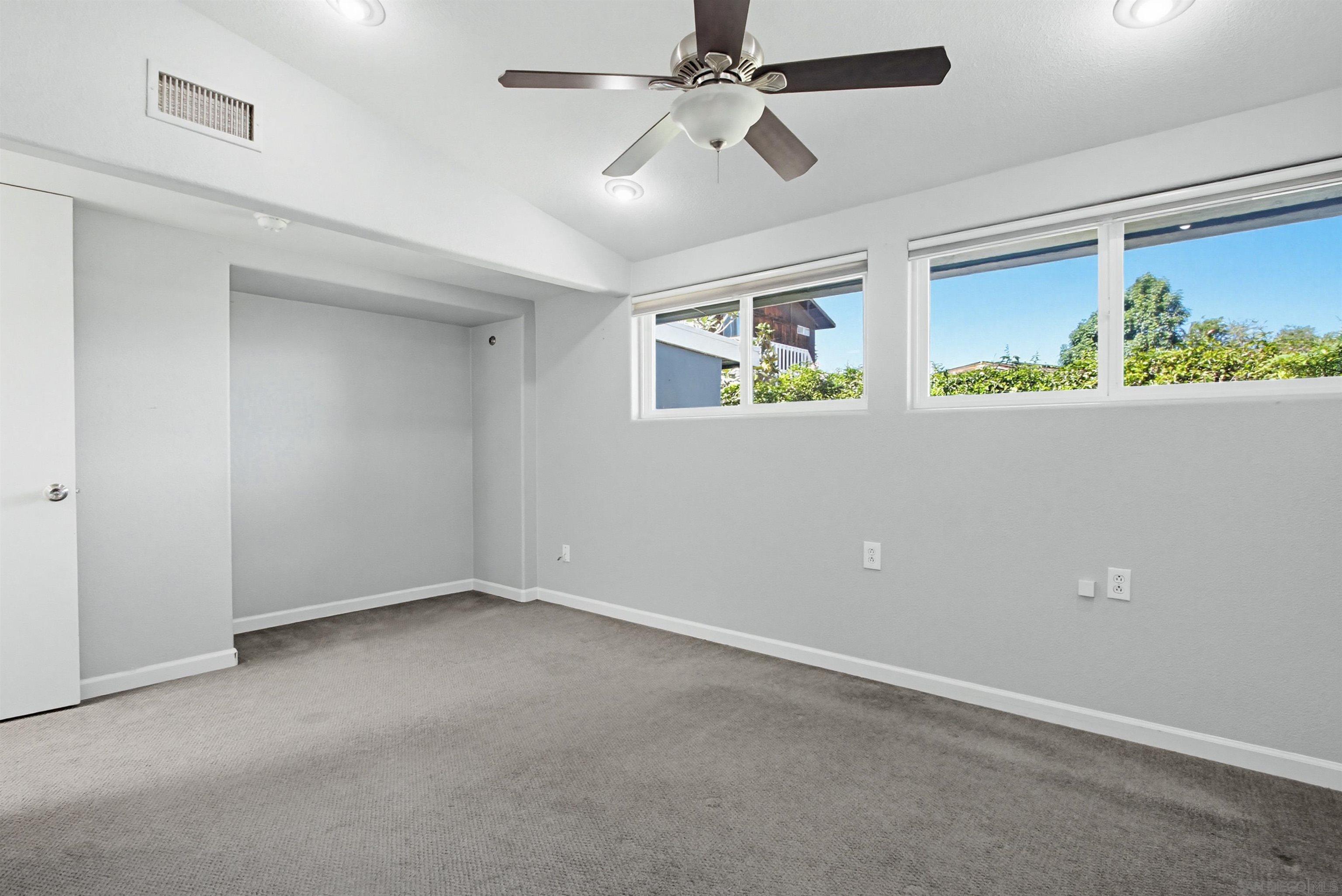 Detail Gallery Image 20 of 42 For 810  Anns Way, Vista,  CA 92083 - 4 Beds | 3 Baths