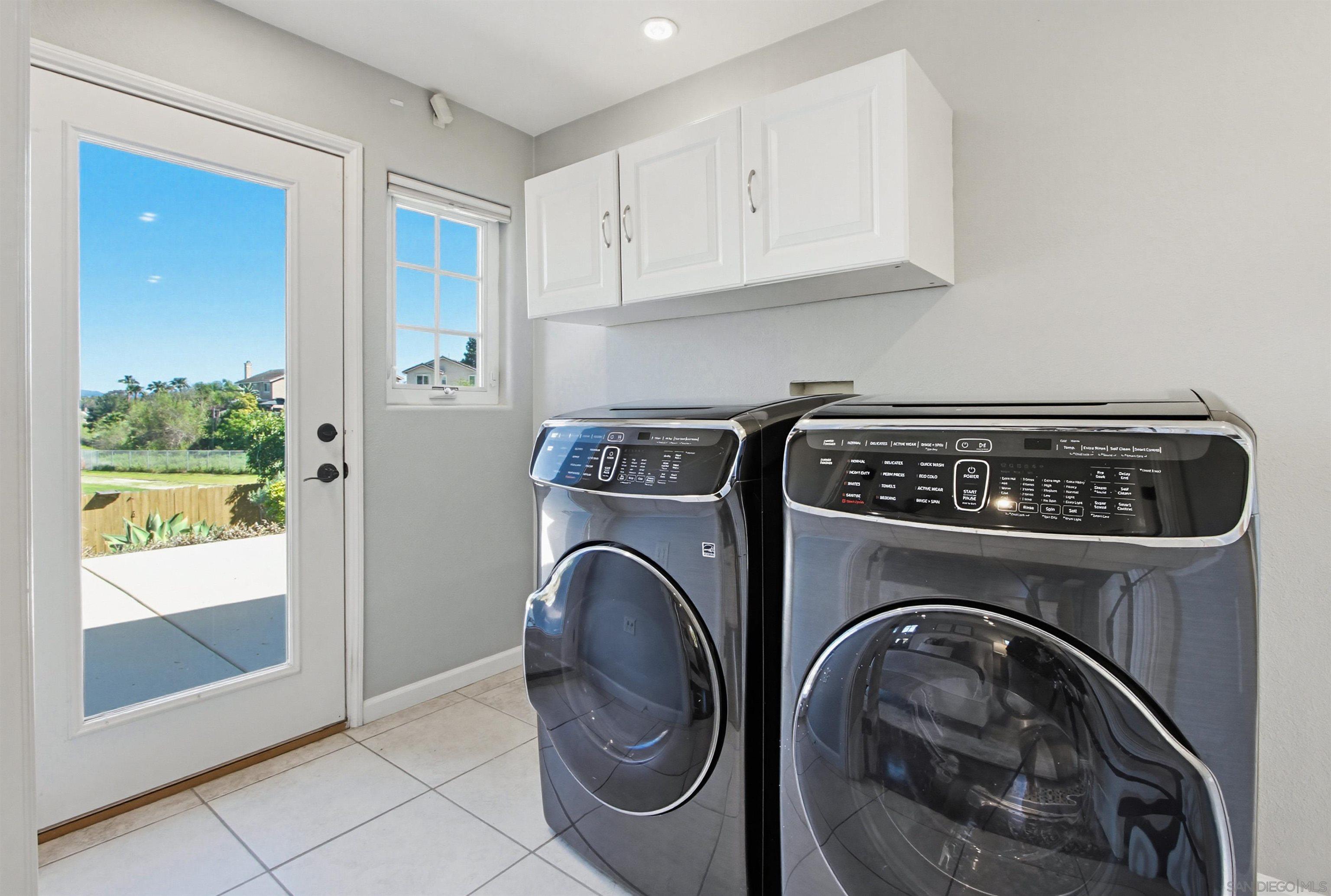 Detail Gallery Image 29 of 42 For 810  Anns Way, Vista,  CA 92083 - 4 Beds | 3 Baths