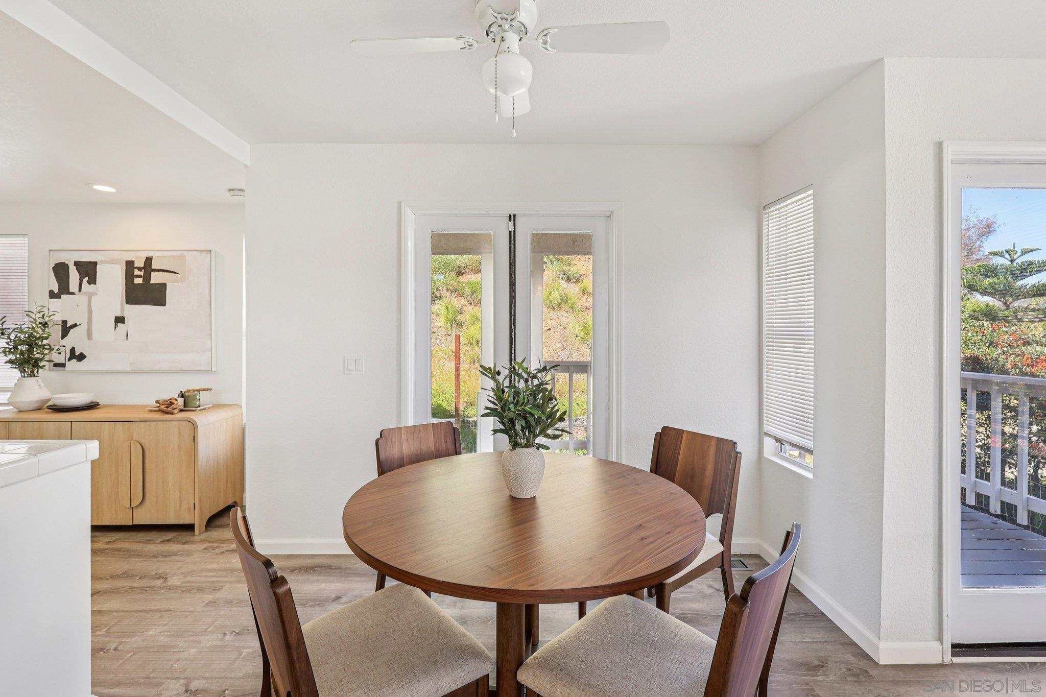 Detail Gallery Image 12 of 47 For 3828  Settineri Ln, Spring Valley,  CA 91977 - 3 Beds | 2/1 Baths