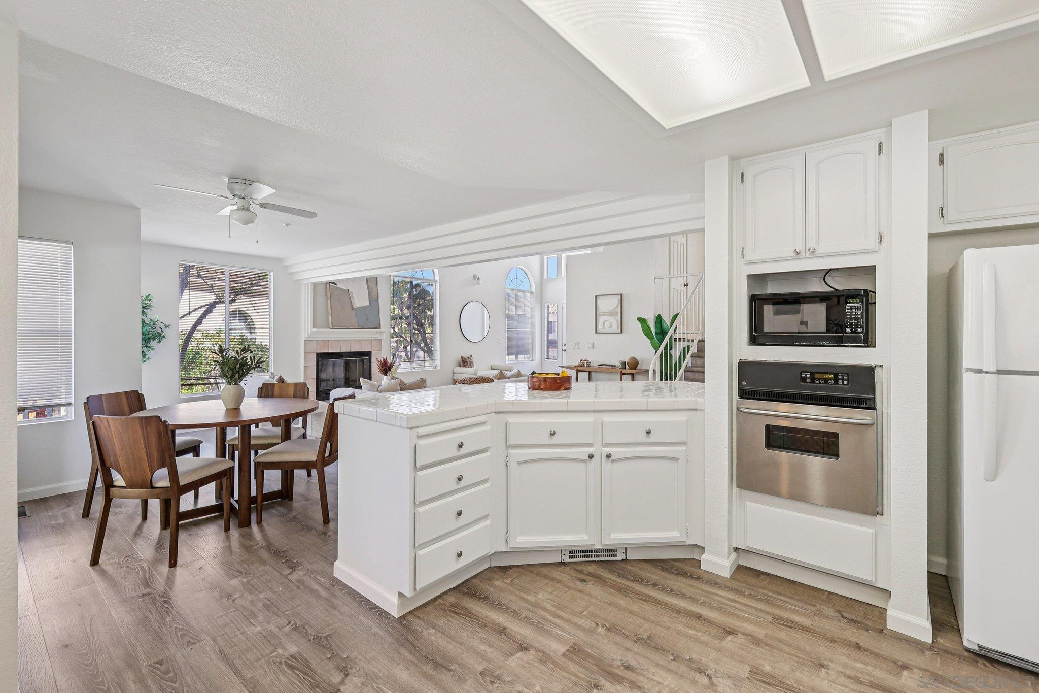 Detail Gallery Image 14 of 47 For 3828  Settineri Ln, Spring Valley,  CA 91977 - 3 Beds | 2/1 Baths