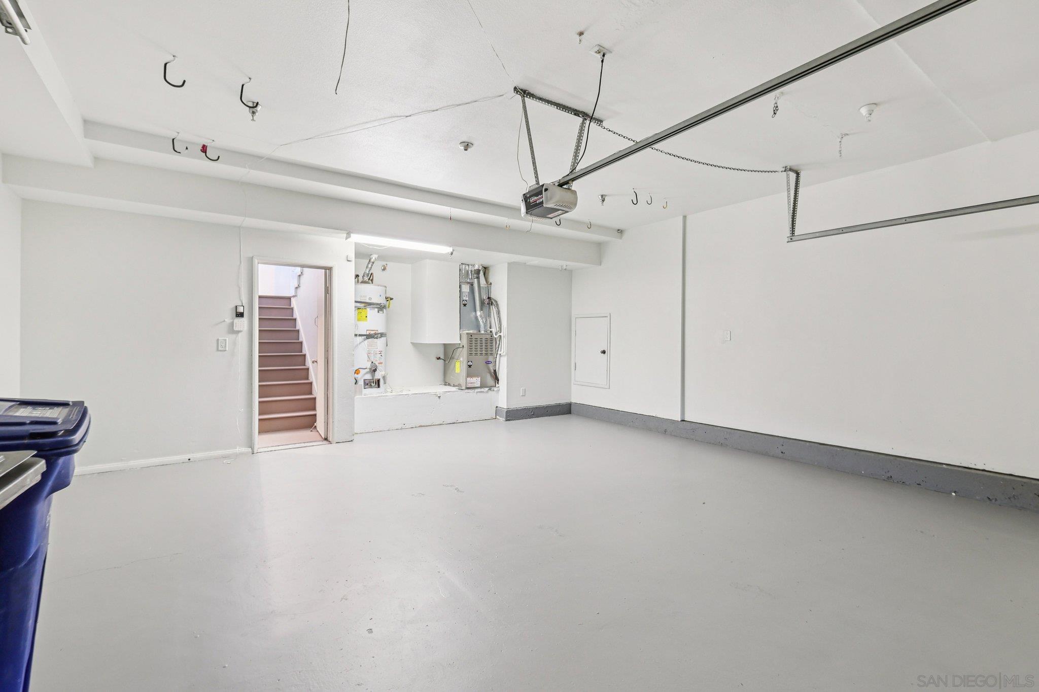 Detail Gallery Image 44 of 47 For 3828  Settineri Ln, Spring Valley,  CA 91977 - 3 Beds | 2/1 Baths