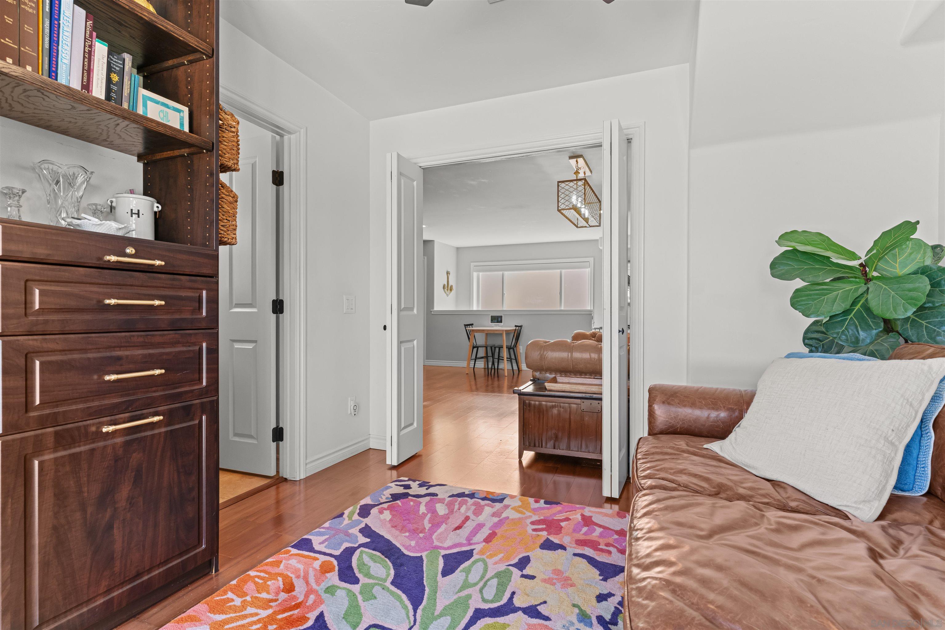 Detail Gallery Image 15 of 54 For 4083  Lamont Street, San Diego,  CA 92109 - 3 Beds | 3 Baths