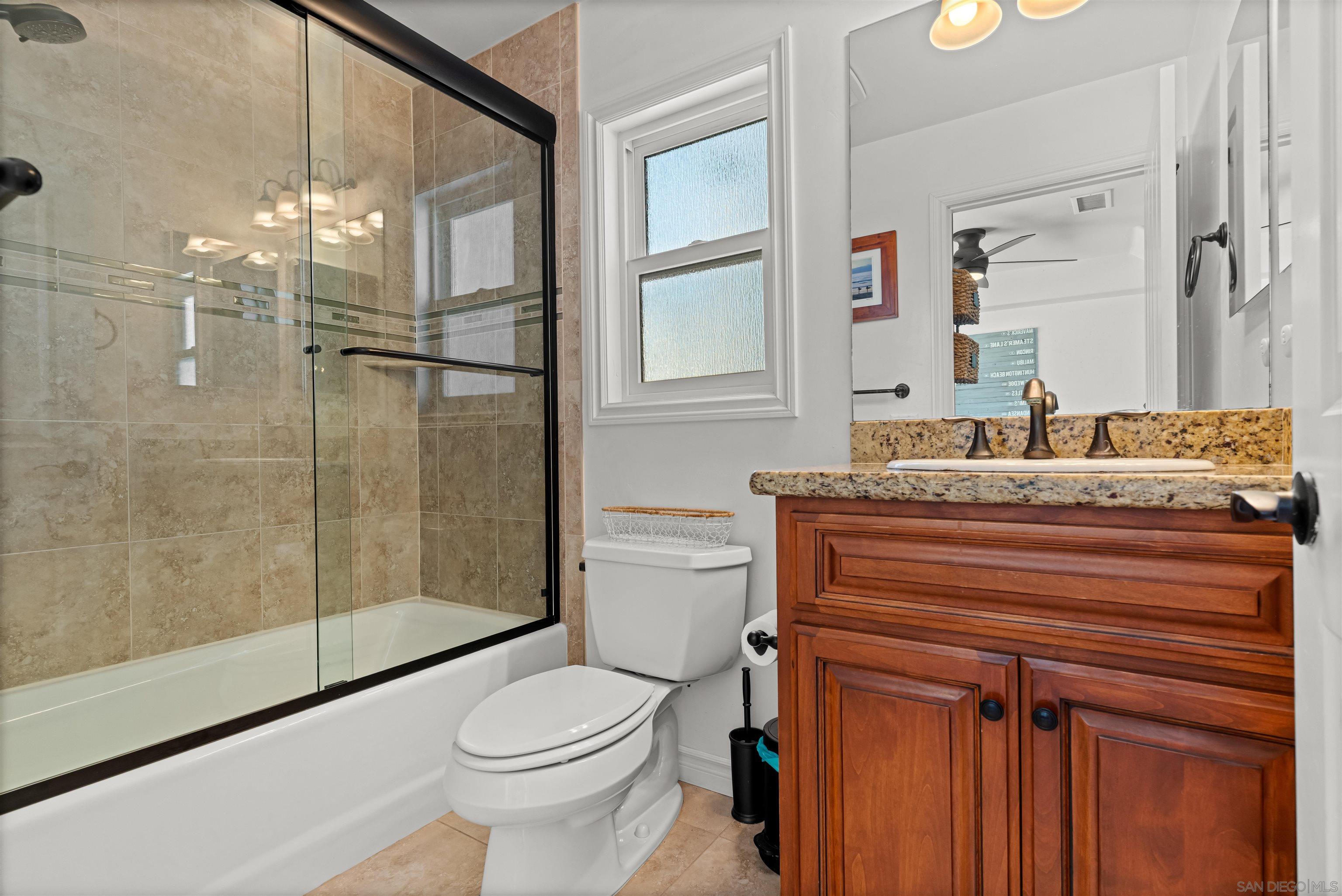 Detail Gallery Image 18 of 54 For 4083  Lamont Street, San Diego,  CA 92109 - 3 Beds | 3 Baths