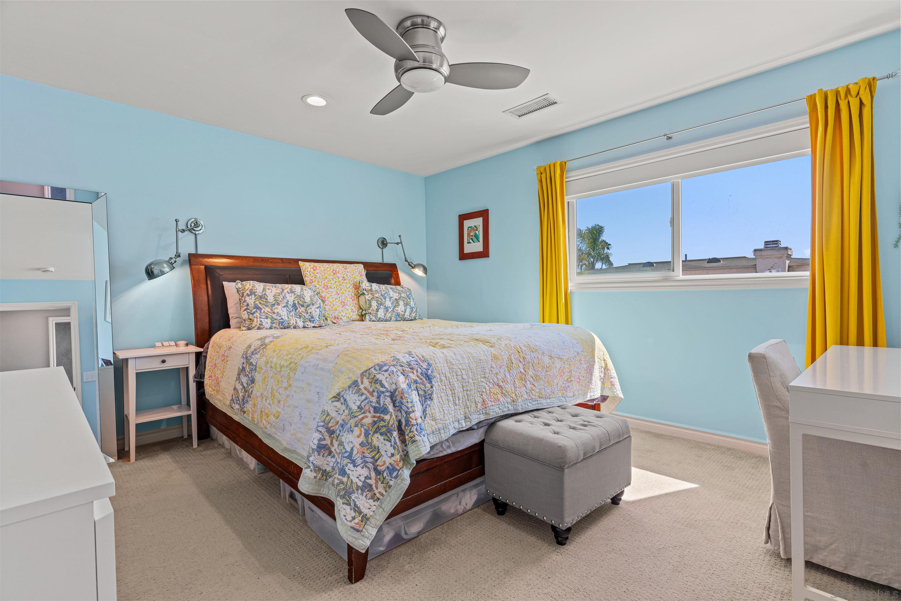 Detail Gallery Image 23 of 54 For 4083  Lamont Street, San Diego,  CA 92109 - 3 Beds | 3 Baths