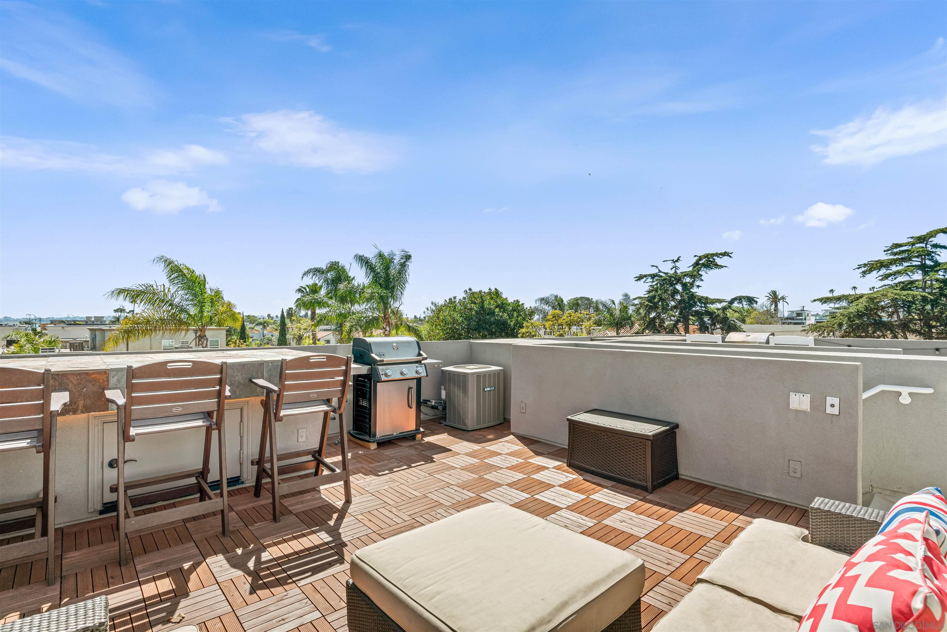 Detail Gallery Image 31 of 54 For 4083  Lamont Street, San Diego,  CA 92109 - 3 Beds | 3 Baths