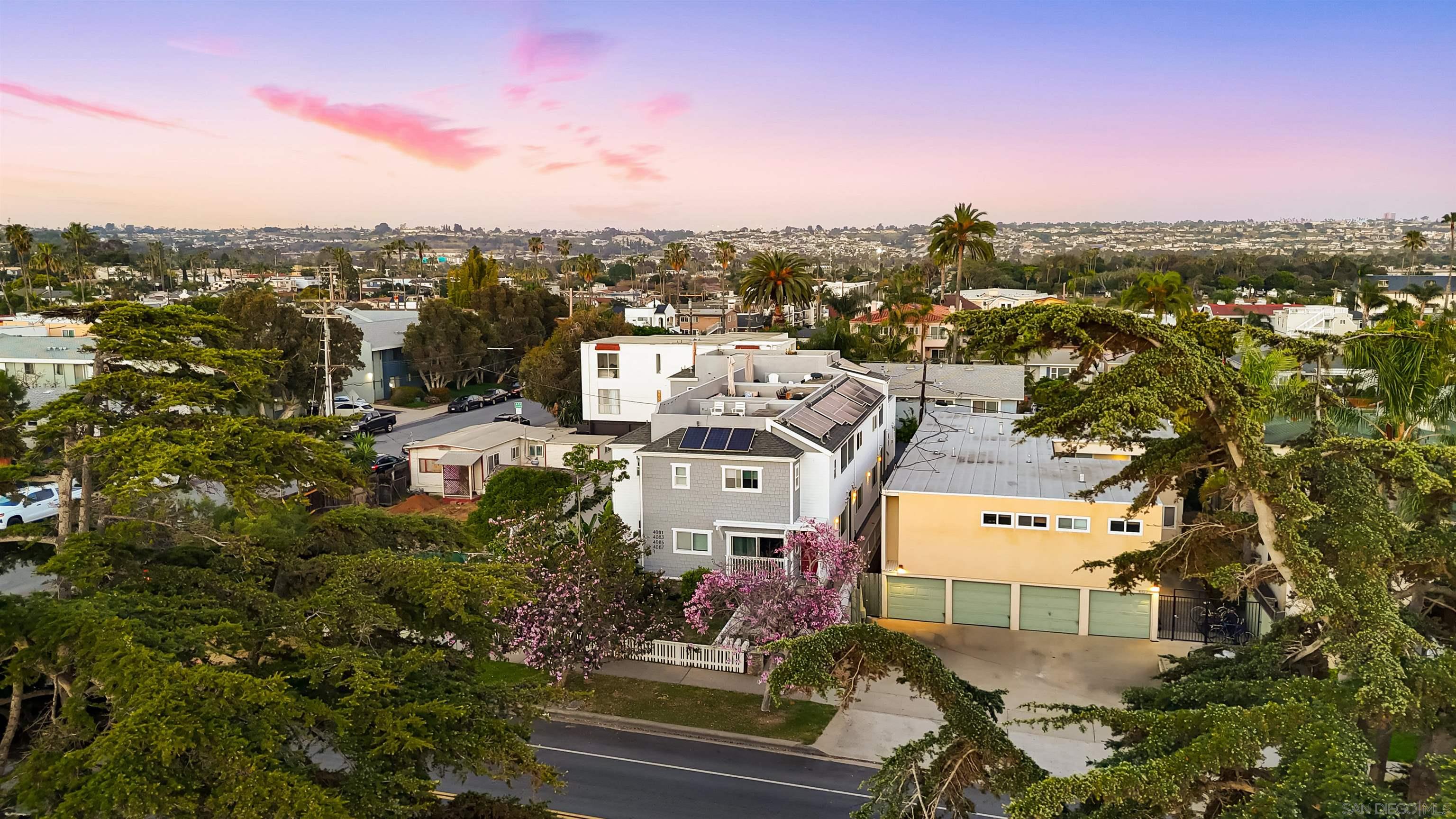 Detail Gallery Image 37 of 54 For 4083  Lamont Street, San Diego,  CA 92109 - 3 Beds | 3 Baths