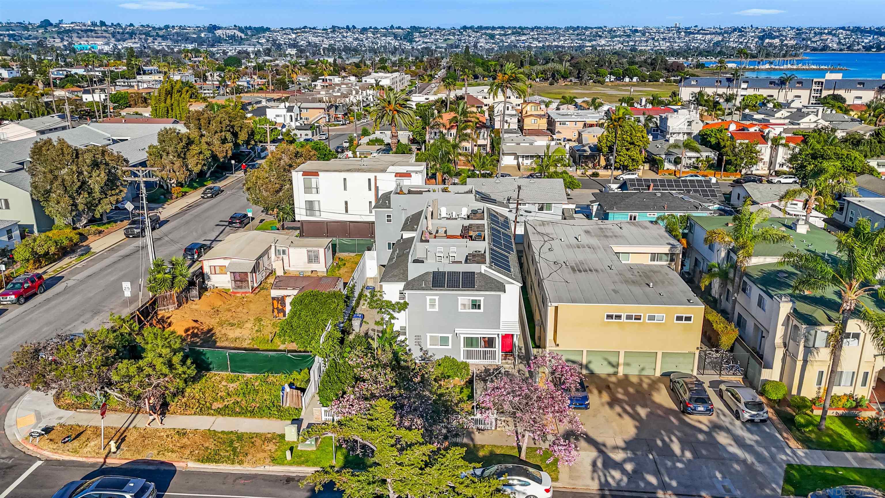 Detail Gallery Image 45 of 54 For 4083  Lamont Street, San Diego,  CA 92109 - 3 Beds | 3 Baths