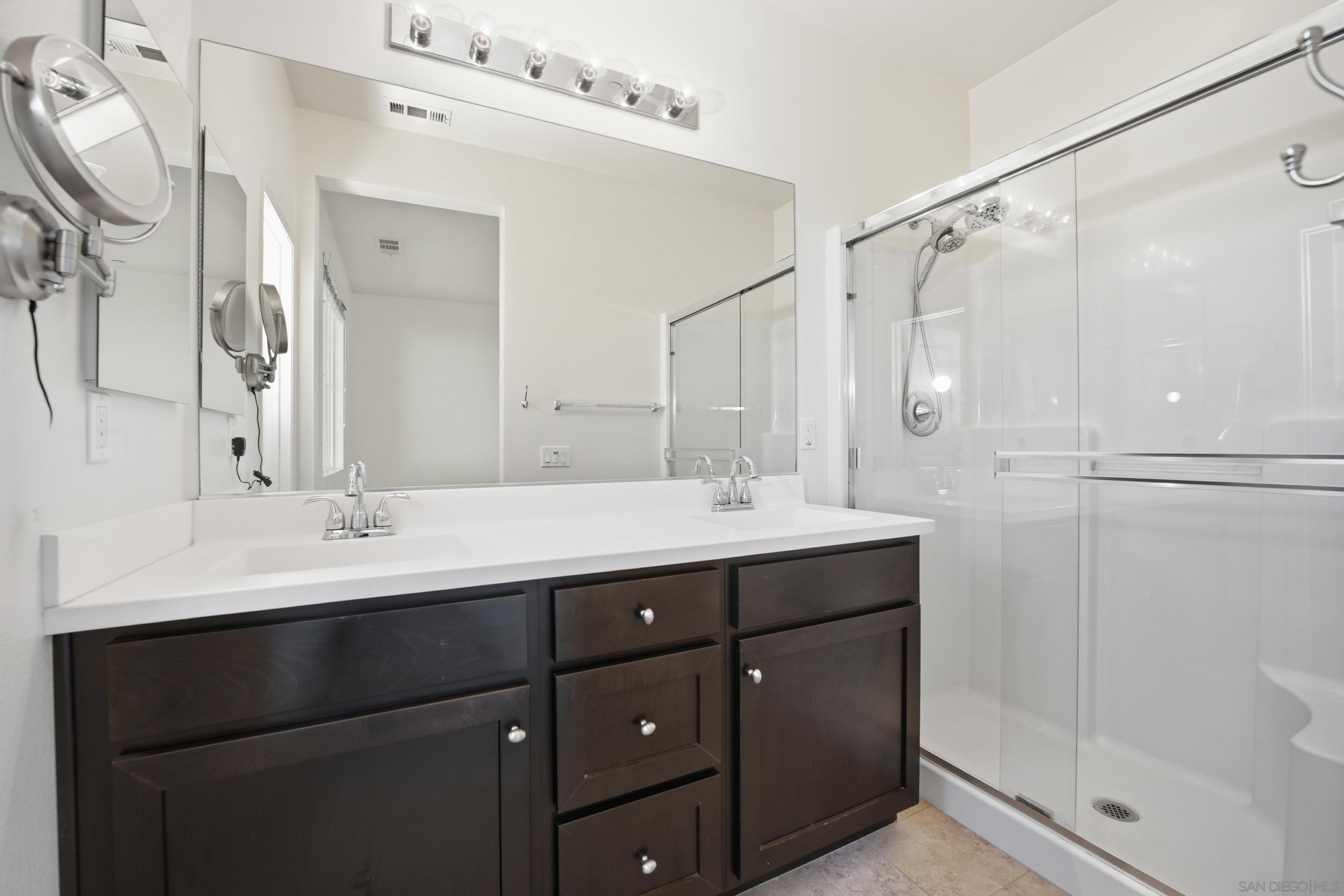 Detail Gallery Image 21 of 34 For 5432  San Roberto, San Diego,  CA 92154 - 3 Beds | 2/2 Baths