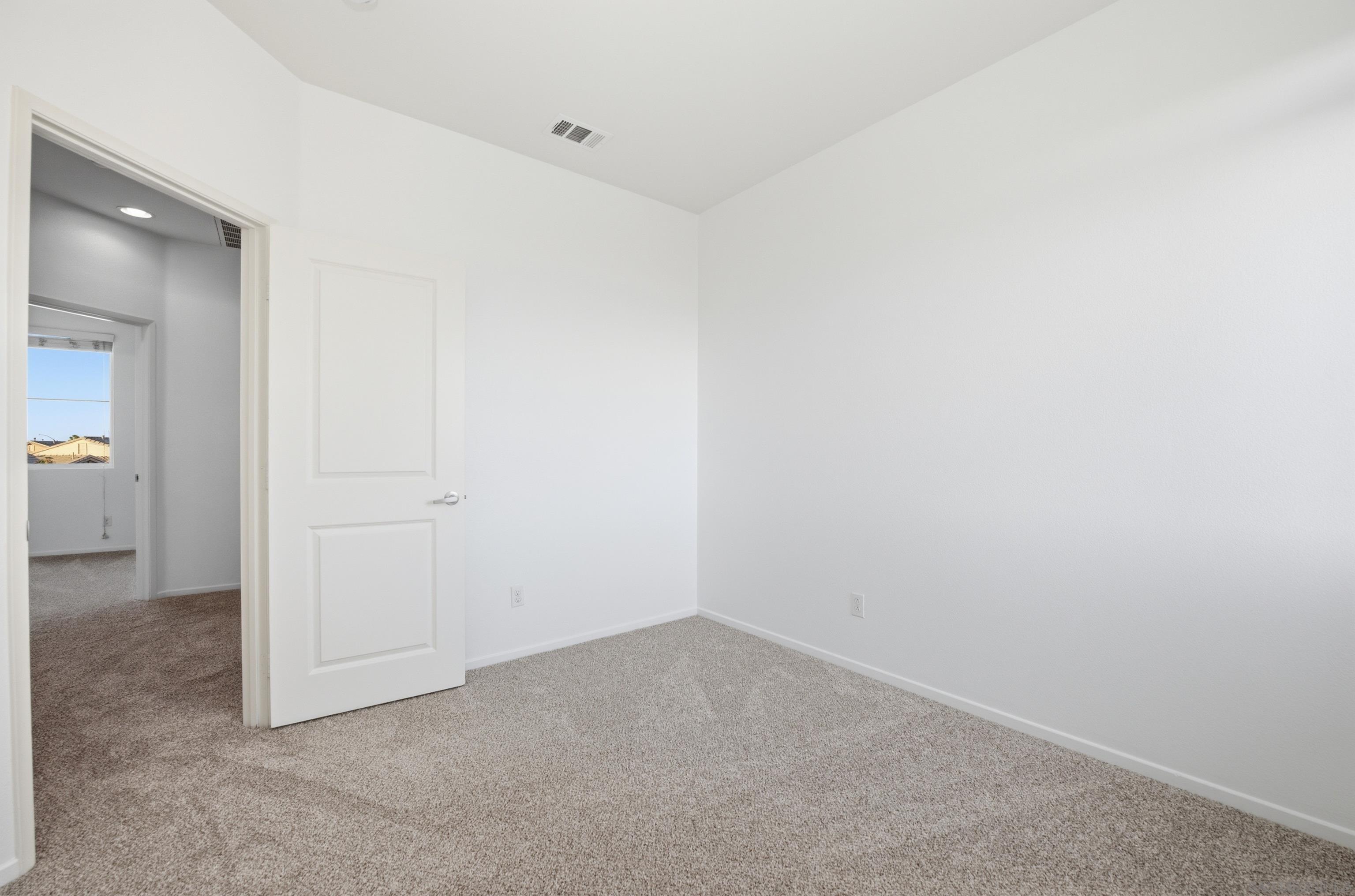 Detail Gallery Image 23 of 34 For 5432  San Roberto, San Diego,  CA 92154 - 3 Beds | 2/2 Baths