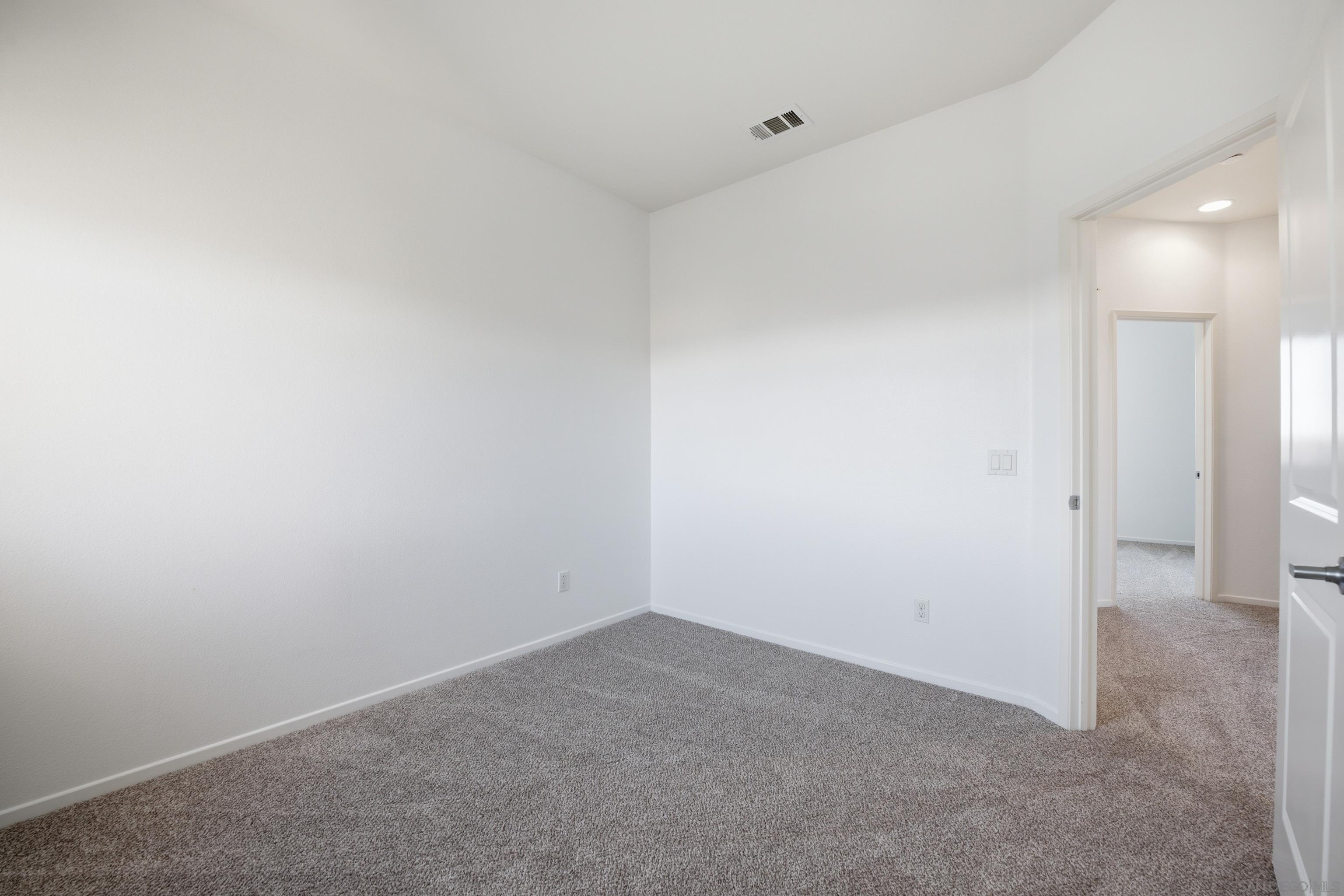 Detail Gallery Image 26 of 34 For 5432  San Roberto, San Diego,  CA 92154 - 3 Beds | 2/2 Baths