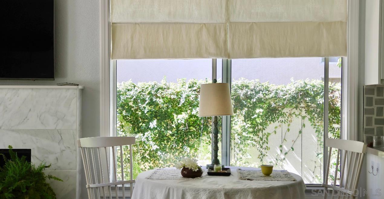 Detail Gallery Image 11 of 38 For 5135  Caminito Exquisito, San Diego,  CA 92130 - 3 Beds | 2 Baths