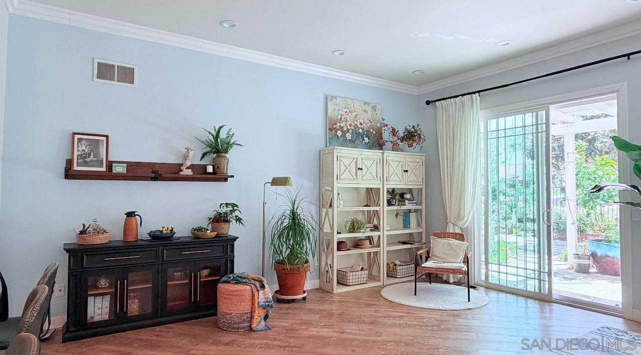 Detail Gallery Image 13 of 49 For 5135  Caminito Exquisito, San Diego,  CA 92130 - 3 Beds | 2 Baths