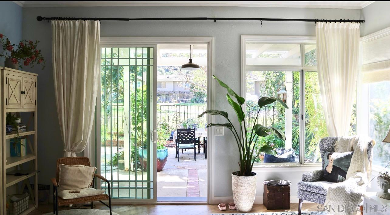 Detail Gallery Image 13 of 38 For 5135  Caminito Exquisito, San Diego,  CA 92130 - 3 Beds | 2 Baths