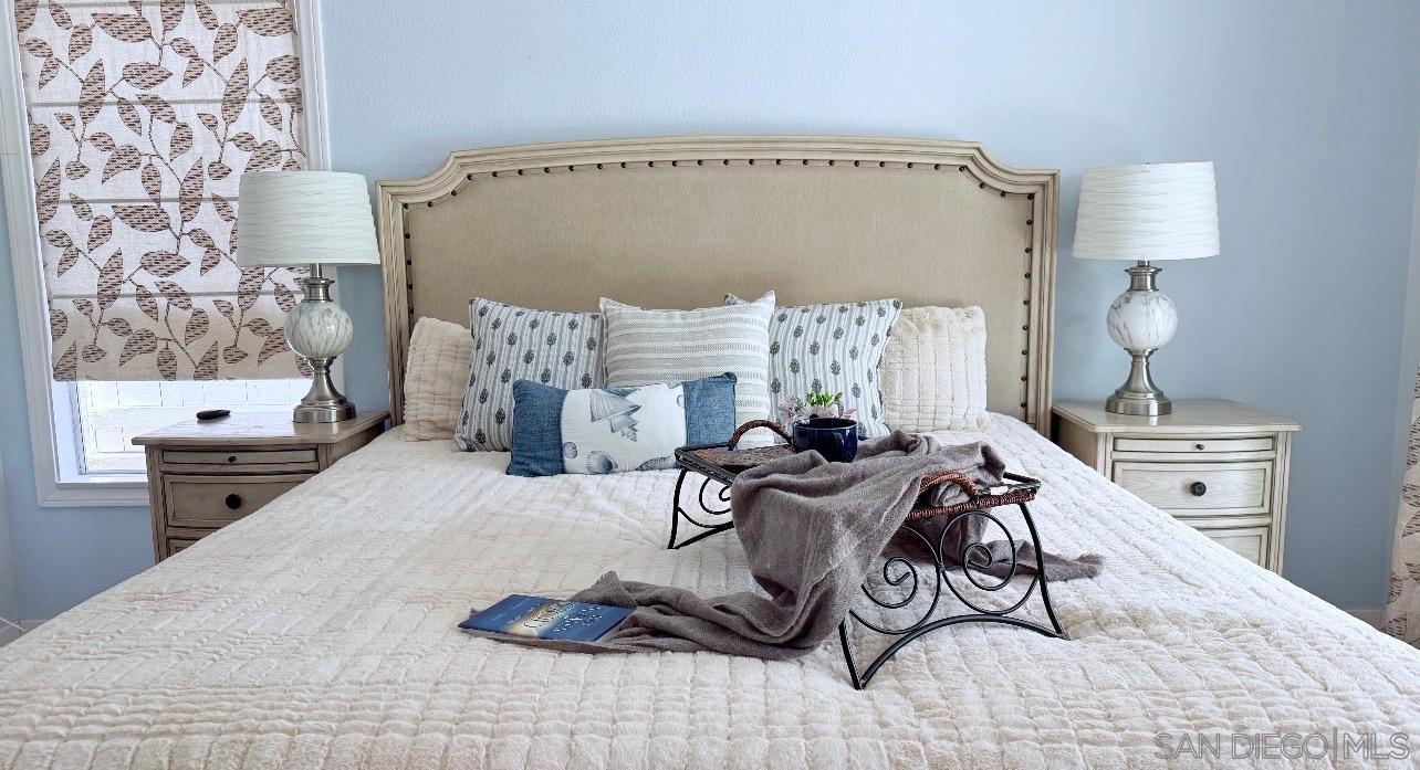 Detail Gallery Image 15 of 38 For 5135  Caminito Exquisito, San Diego,  CA 92130 - 3 Beds | 2 Baths