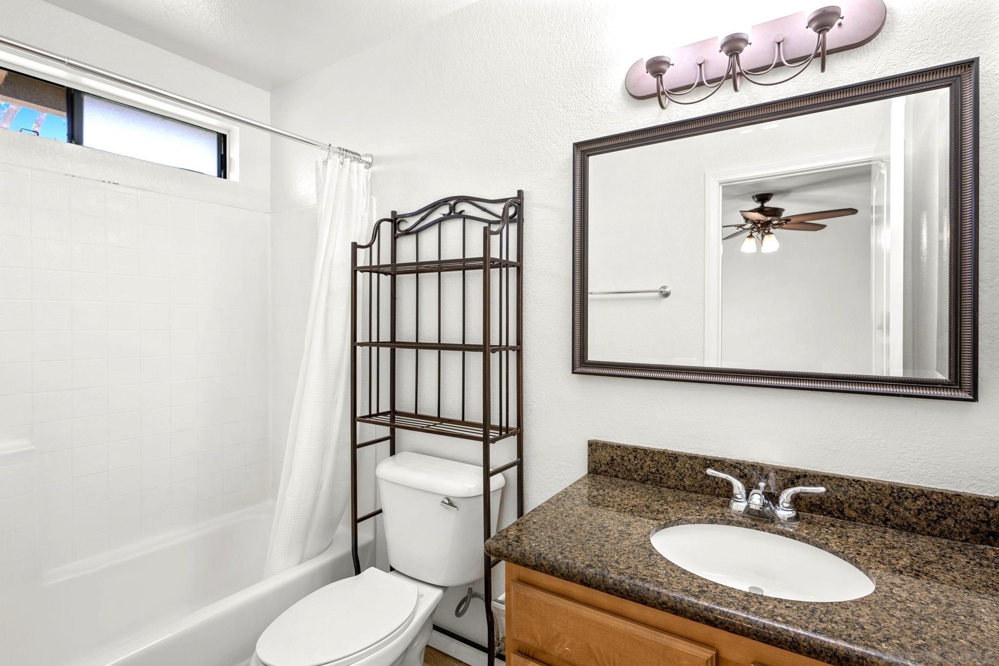 Detail Gallery Image 9 of 12 For 12560  Carmel Creek Rd  54, San Diego,  CA 92130 - 2 Beds | 2 Baths
