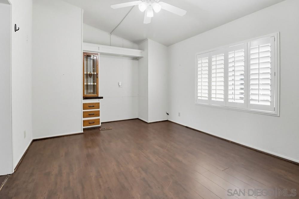 Detail Gallery Image 19 of 48 For 611  via Santa Paulo, Vista,  CA 92081 - 3 Beds | 2 Baths