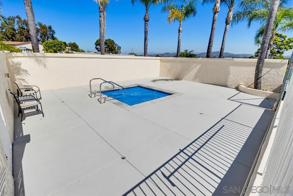 Detail Gallery Image 48 of 48 For 611  via Santa Paulo, Vista,  CA 92081 - 3 Beds | 2 Baths