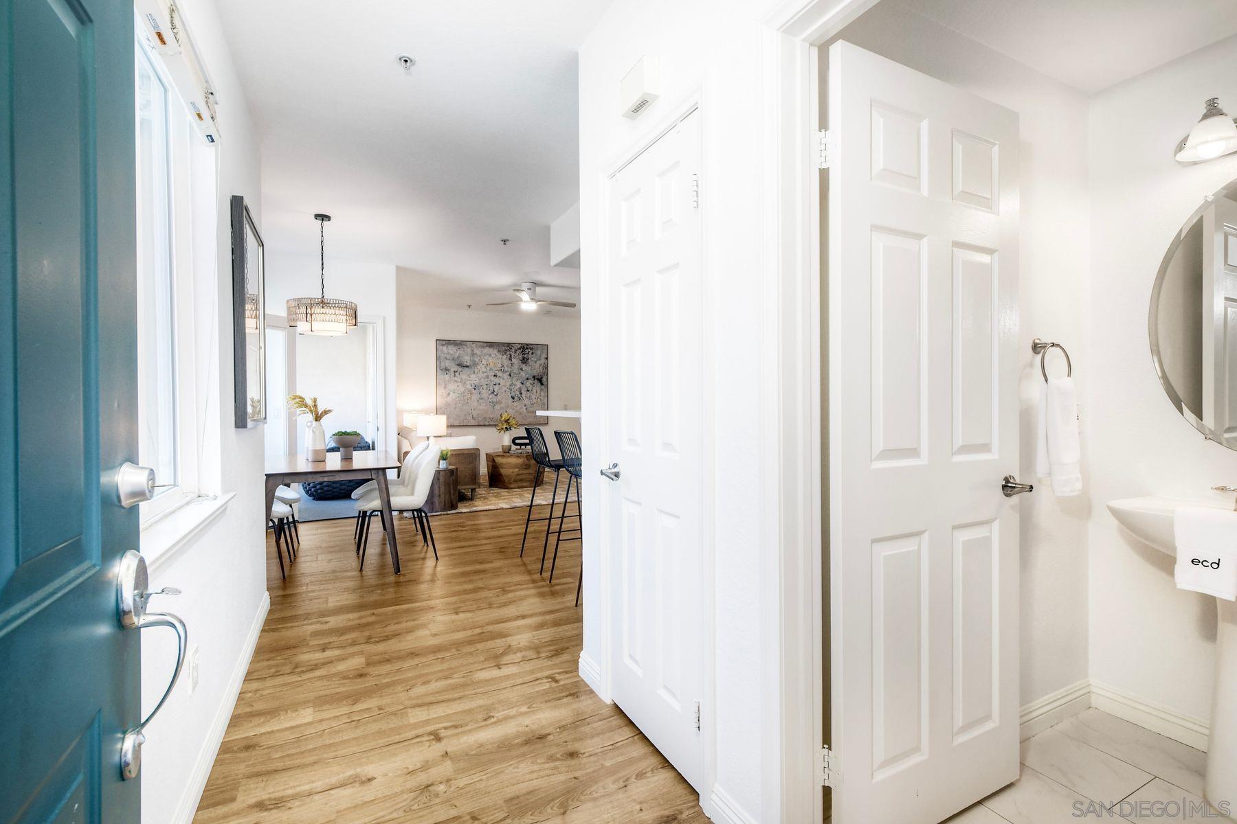 Detail Gallery Image 17 of 26 For 13009  Evening Creek Dr S  #10,  San Diego,  CA 92128 - 2 Beds | 2/1 Baths