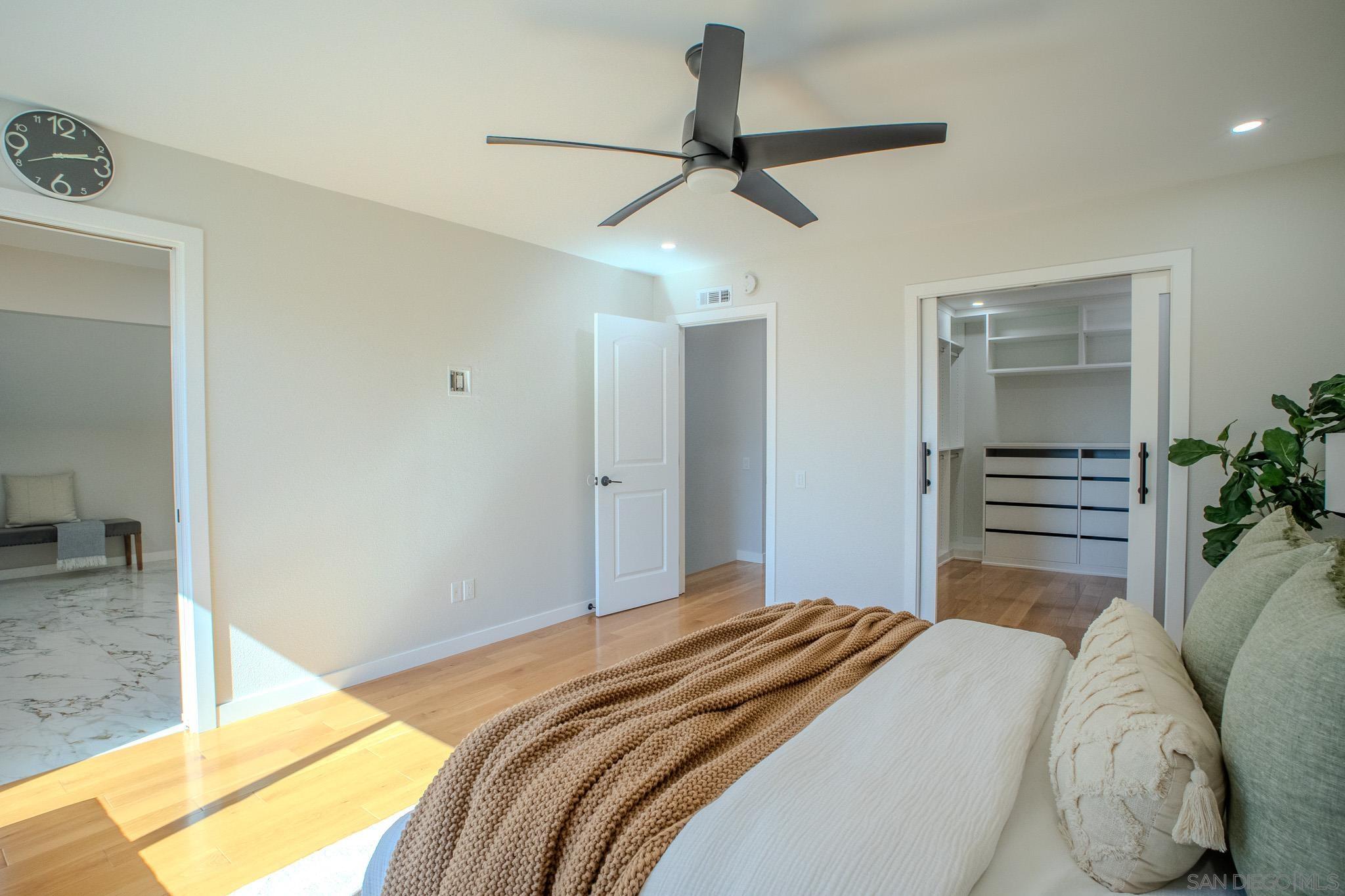 Detail Gallery Image 12 of 28 For 4826  Cannington Dr, San Diego,  CA 92117 - 3 Beds | 2/1 Baths