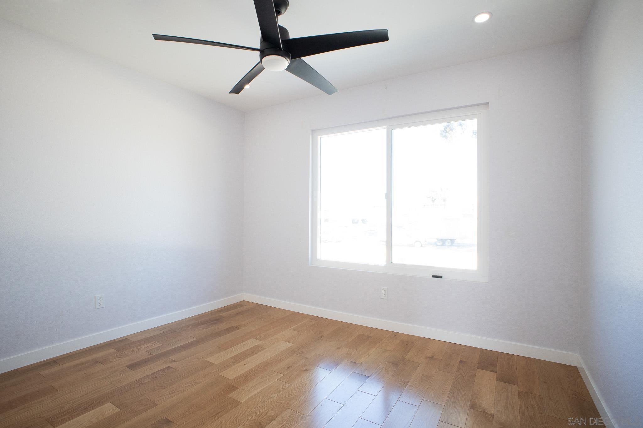 Detail Gallery Image 16 of 22 For 4826  Cannington Dr, San Diego,  CA 92117 - 3 Beds | 2/1 Baths