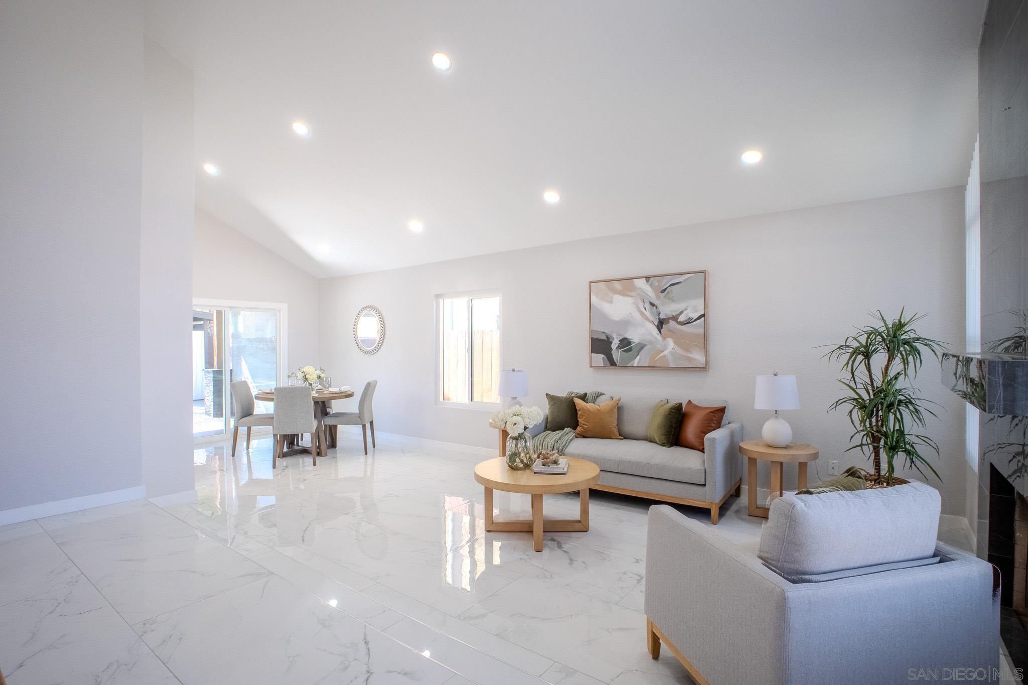 Detail Gallery Image 3 of 28 For 4826  Cannington Dr, San Diego,  CA 92117 - 3 Beds | 2/1 Baths