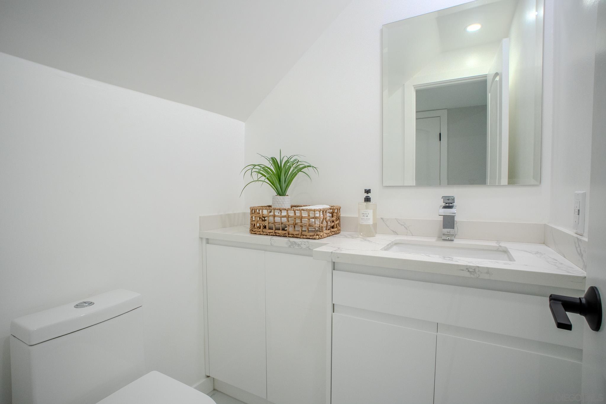 Detail Gallery Image 23 of 28 For 4826  Cannington Dr, San Diego,  CA 92117 - 3 Beds | 2/1 Baths