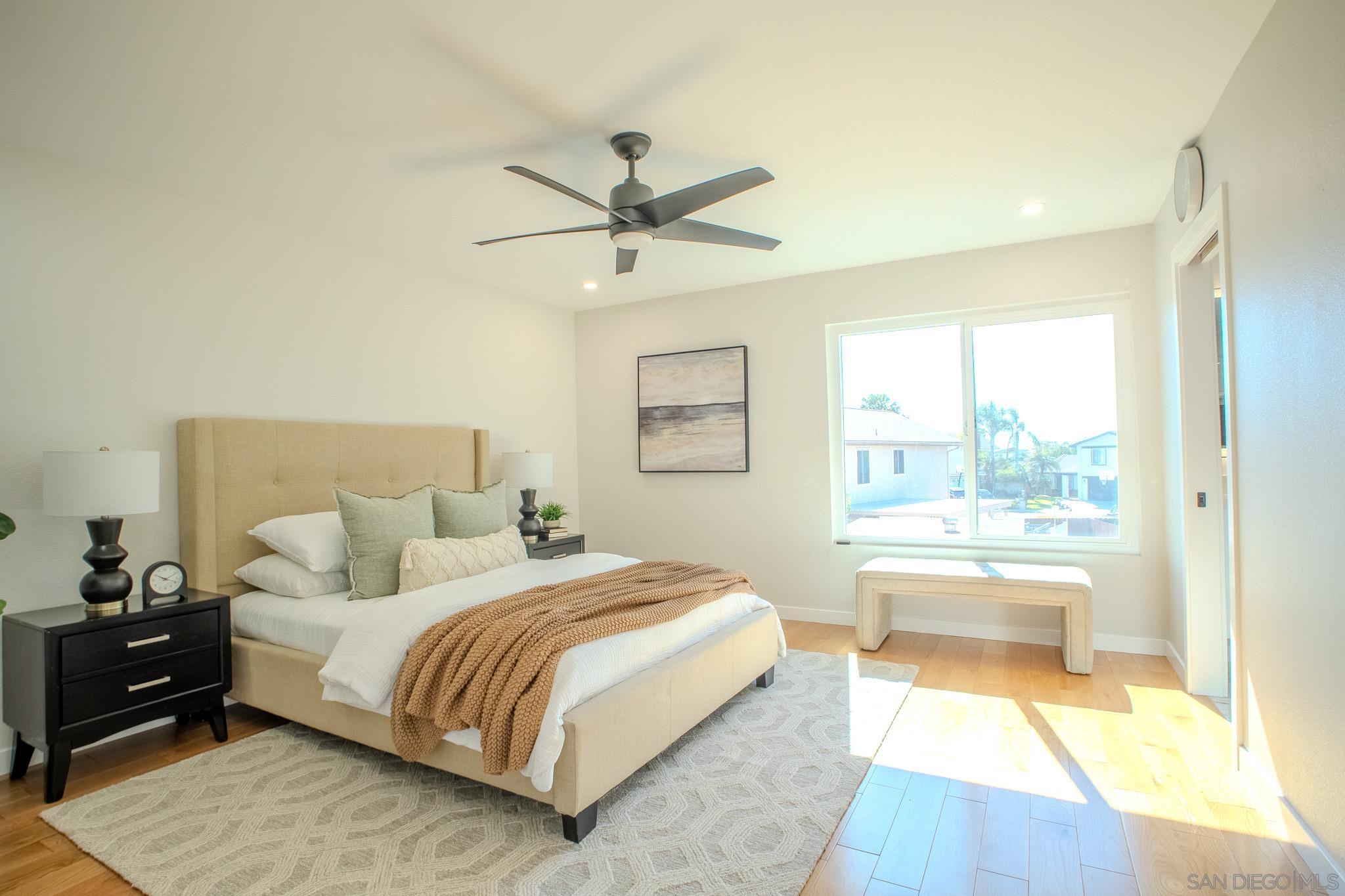 Detail Gallery Image 4 of 28 For 4826  Cannington Dr, San Diego,  CA 92117 - 3 Beds | 2/1 Baths