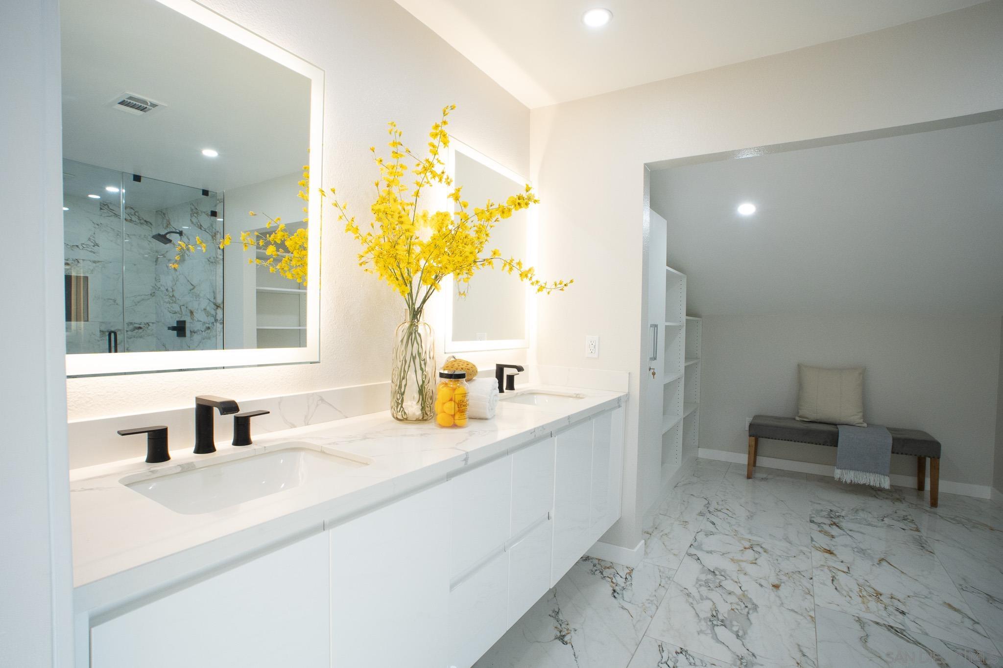 Detail Gallery Image 8 of 28 For 4826  Cannington Dr, San Diego,  CA 92117 - 3 Beds | 2/1 Baths