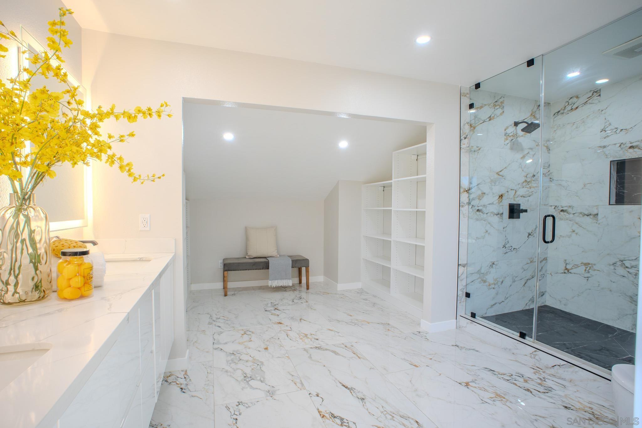 Detail Gallery Image 10 of 22 For 4826  Cannington Dr, San Diego,  CA 92117 - 3 Beds | 2/1 Baths