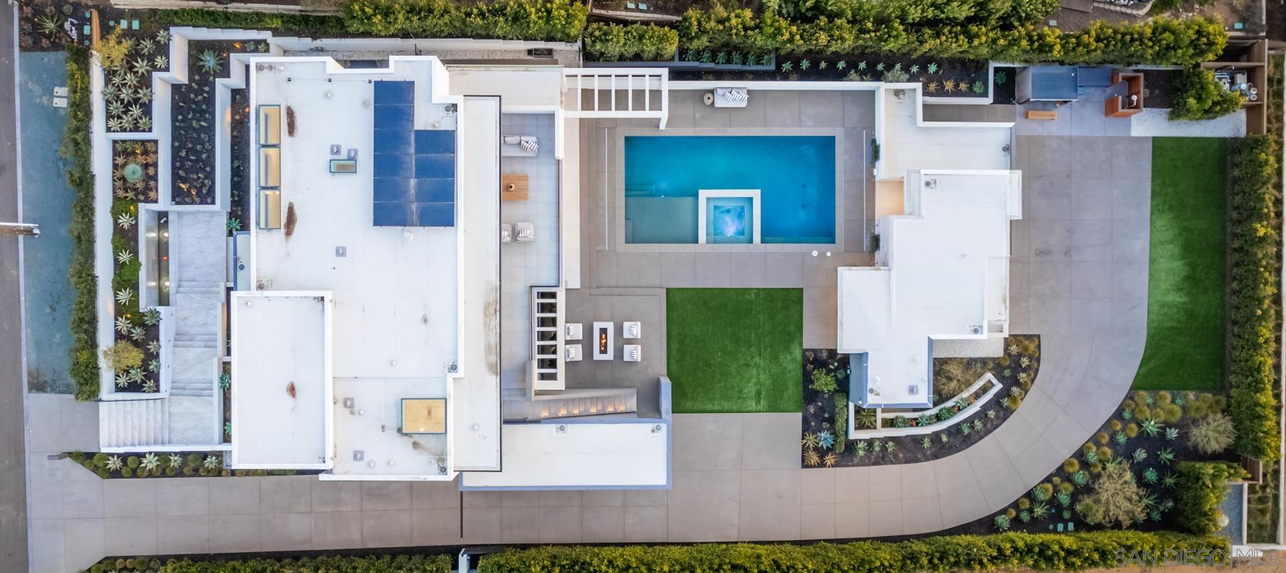 Detail Gallery Image 41 of 47 For 521 S Rios Ave, Solana Beach,  CA 92075 - 7 Beds | 6/4 Baths