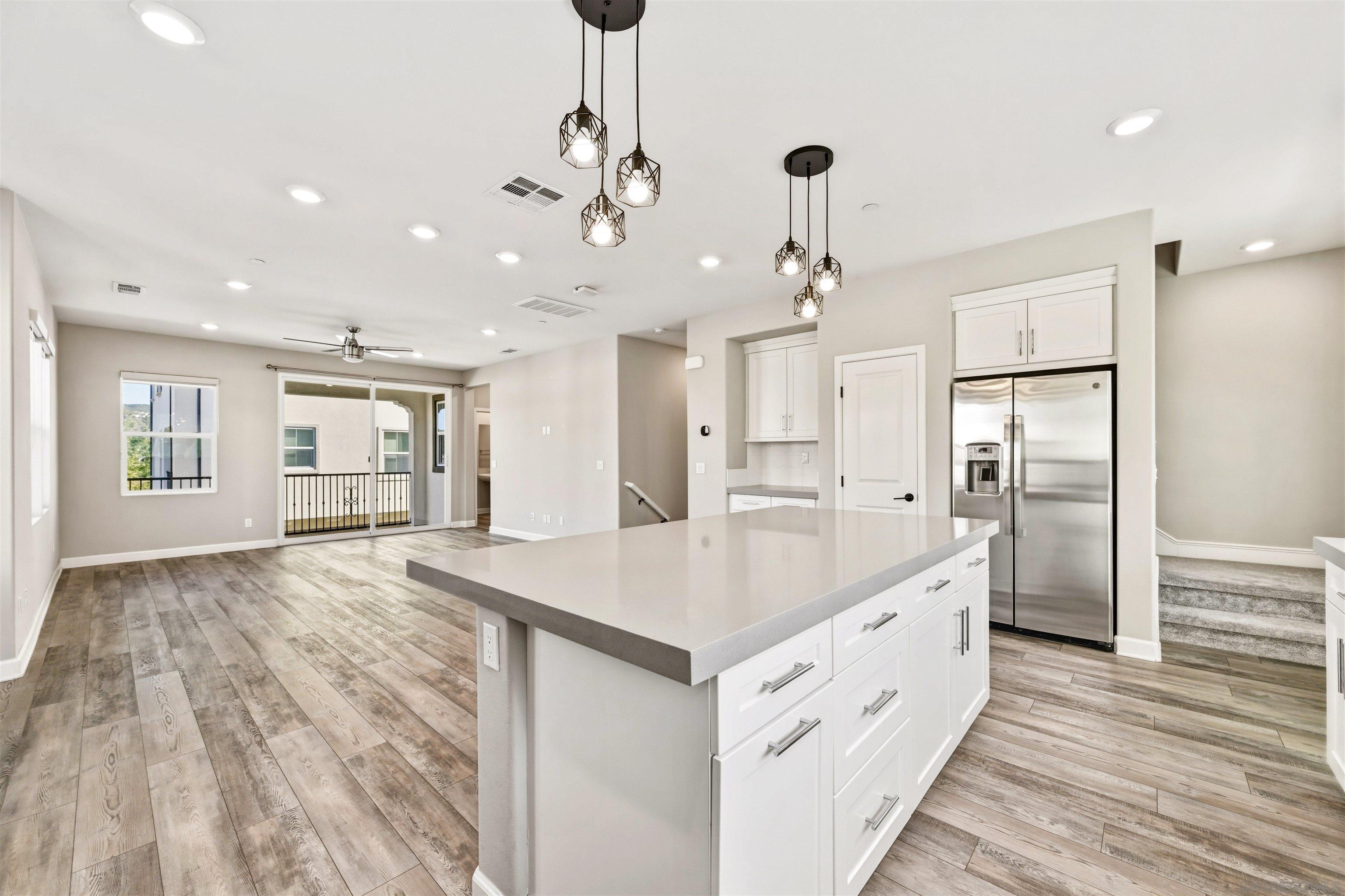 Detail Gallery Image 16 of 30 For 11038  Peyton Way, San Diego,  CA 92129 - 3 Beds | 3/1 Baths