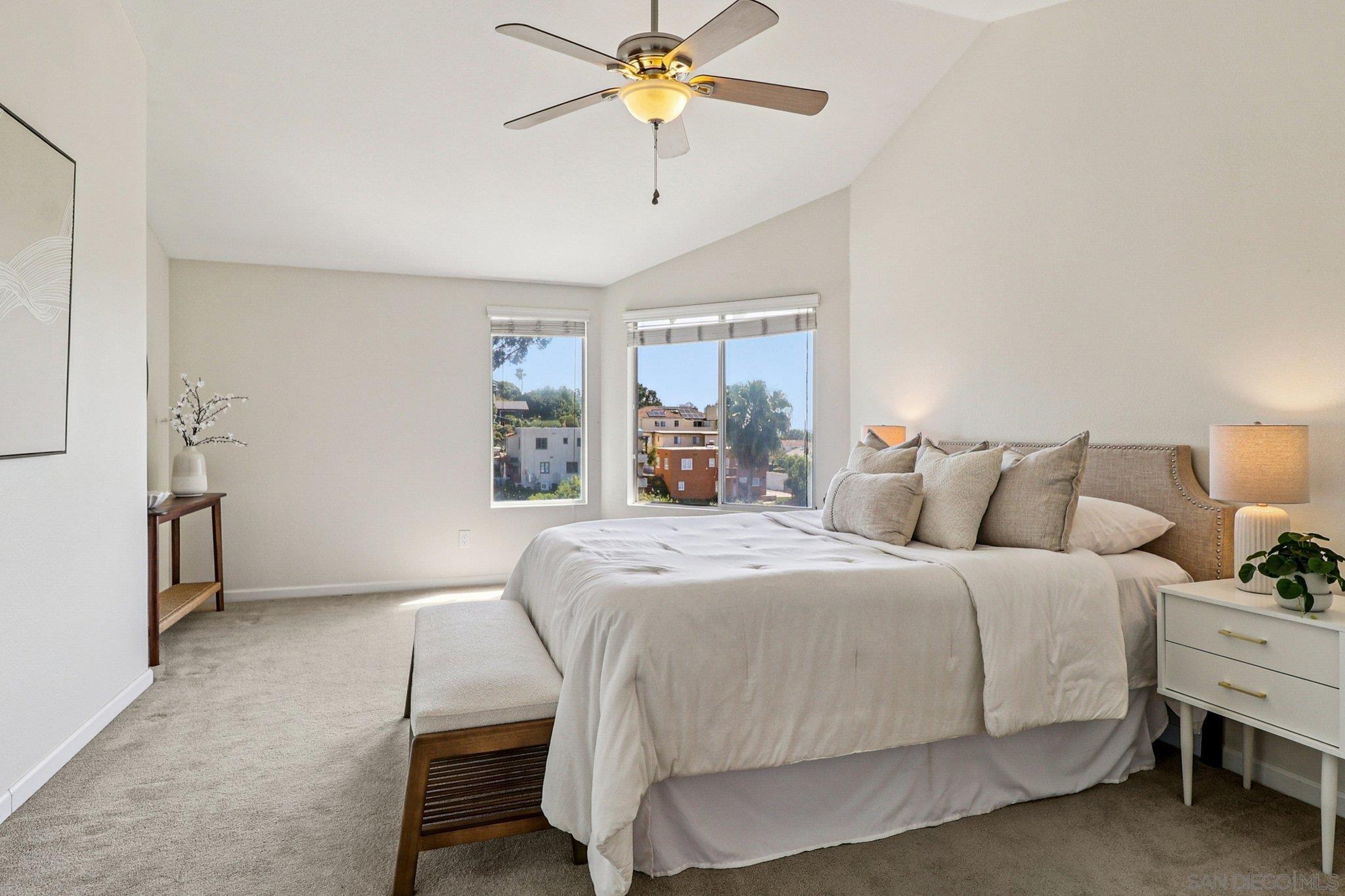 Detail Gallery Image 13 of 28 For 1532  Glenwood Dr, San Diego,  CA 92103 - 2 Beds | 2/1 Baths
