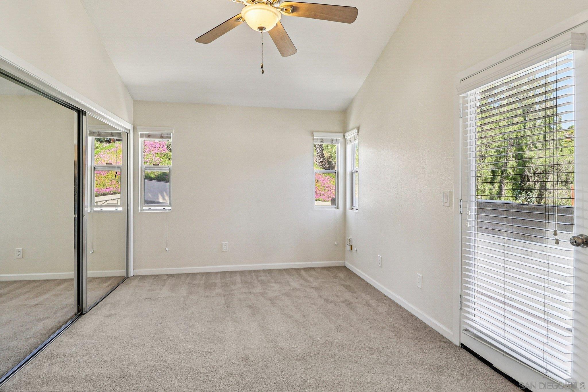 Detail Gallery Image 16 of 28 For 1532  Glenwood Dr, San Diego,  CA 92103 - 2 Beds | 2/1 Baths