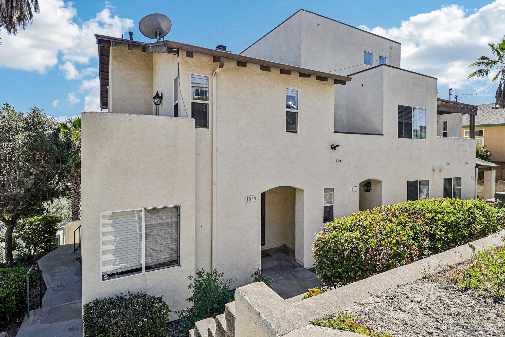 Detail Gallery Image 24 of 28 For 1532  Glenwood Dr, San Diego,  CA 92103 - 2 Beds | 2/1 Baths