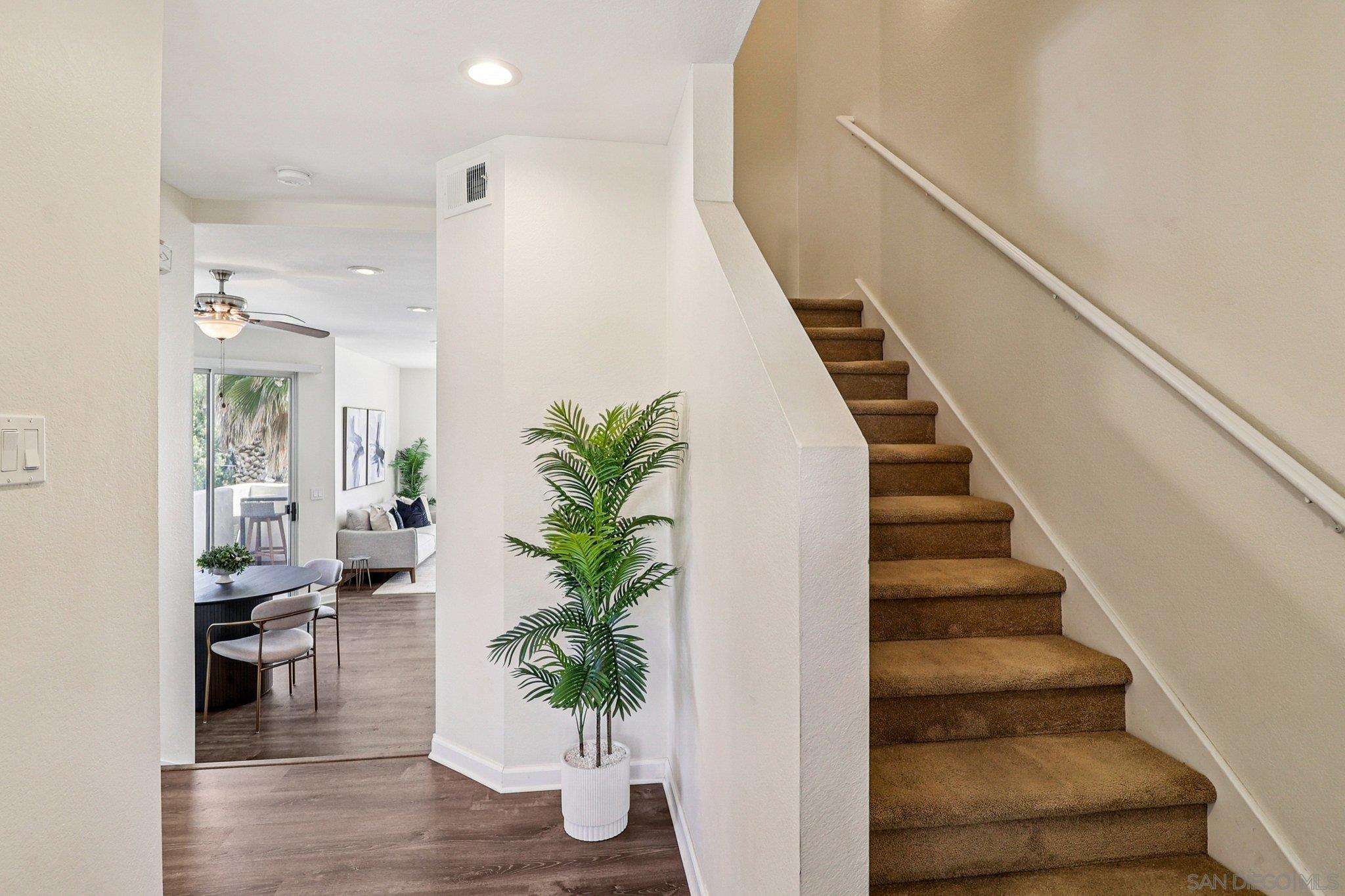 Detail Gallery Image 6 of 28 For 1532  Glenwood Dr, San Diego,  CA 92103 - 2 Beds | 2/1 Baths