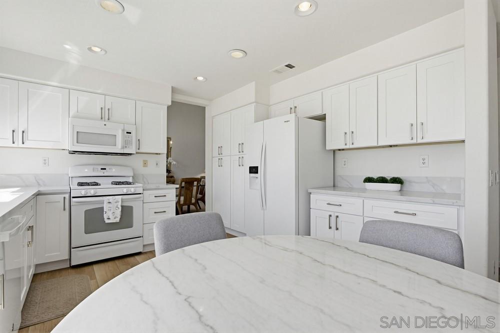 Detail Gallery Image 12 of 35 For 24  Chisholm Trail, Trabuco Canyon,  CA 92679 - 3 Beds | 2/1 Baths