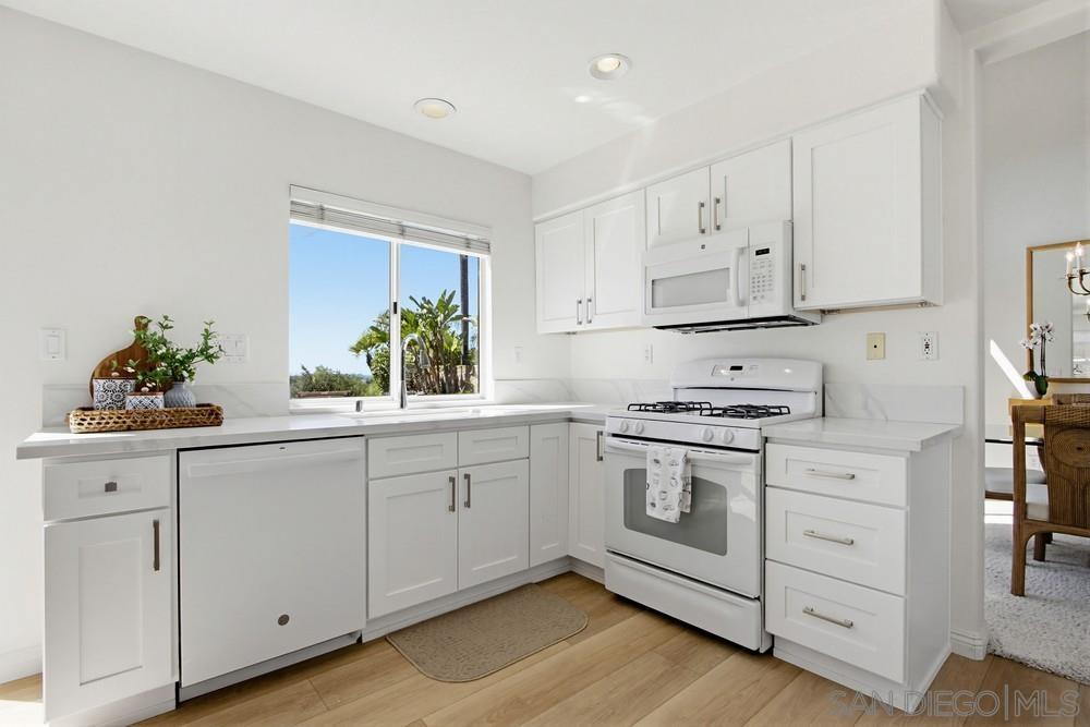 Detail Gallery Image 13 of 35 For 24  Chisholm Trail, Trabuco Canyon,  CA 92679 - 3 Beds | 2/1 Baths