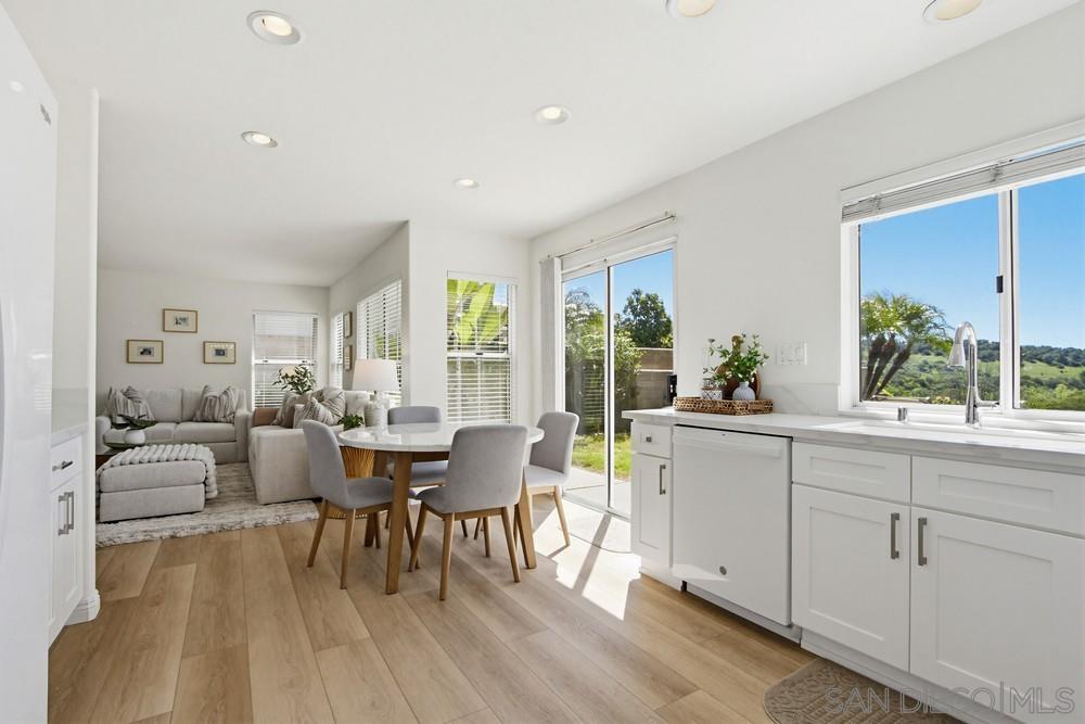 Detail Gallery Image 14 of 35 For 24  Chisholm Trail, Trabuco Canyon,  CA 92679 - 3 Beds | 2/1 Baths