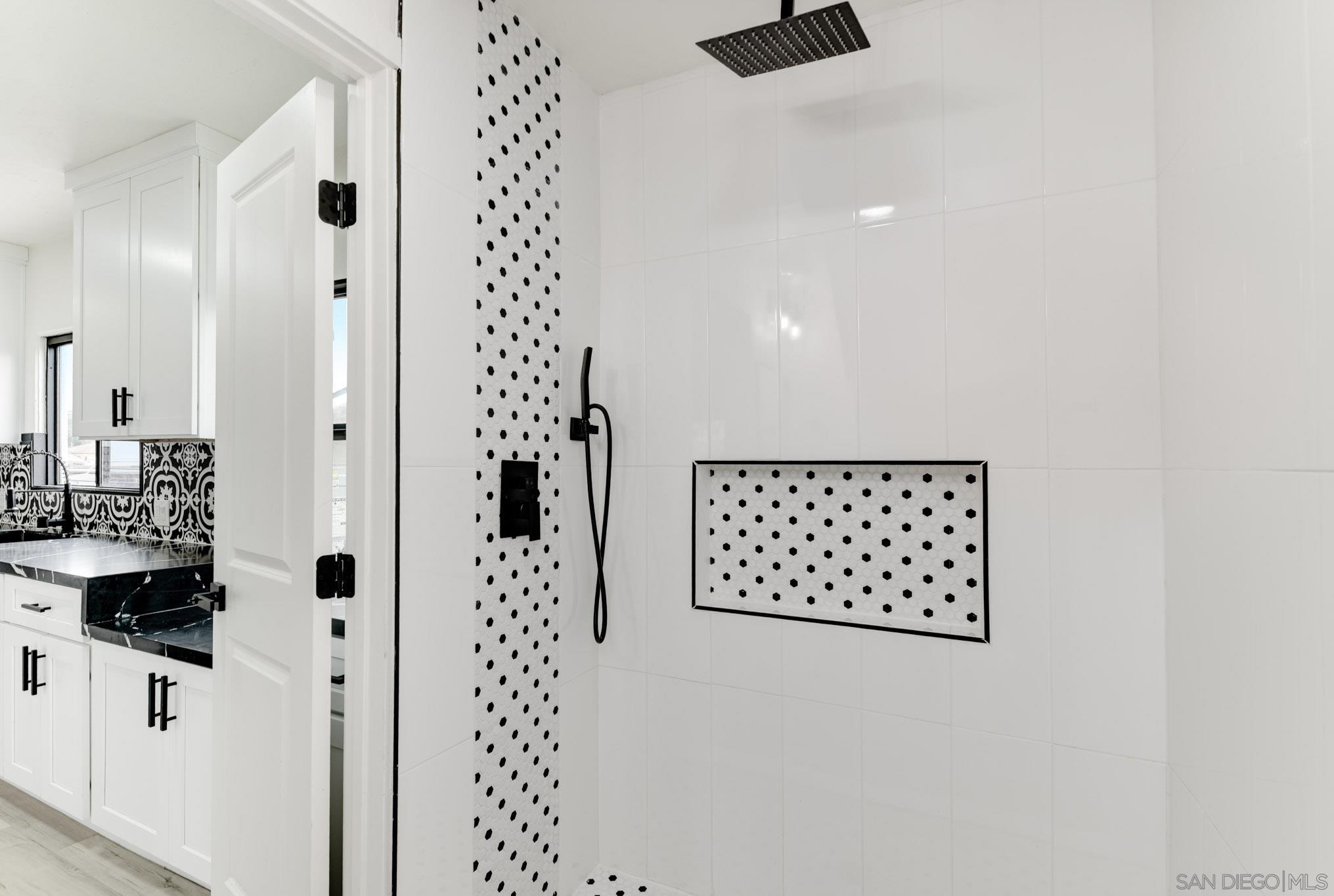 Detail Gallery Image 17 of 28 For 244  26th St, San Diego,  CA 92102 - 2 Beds | 2 Baths