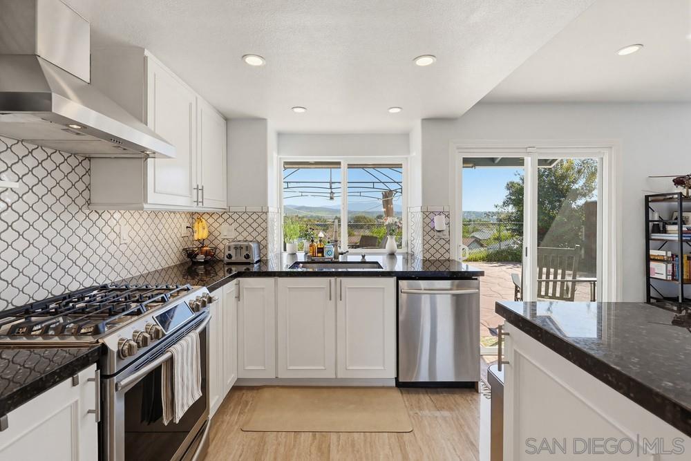 Detail Gallery Image 7 of 75 For 7845  Goode St, San Diego,  CA 92139 - 3 Beds | 2/1 Baths