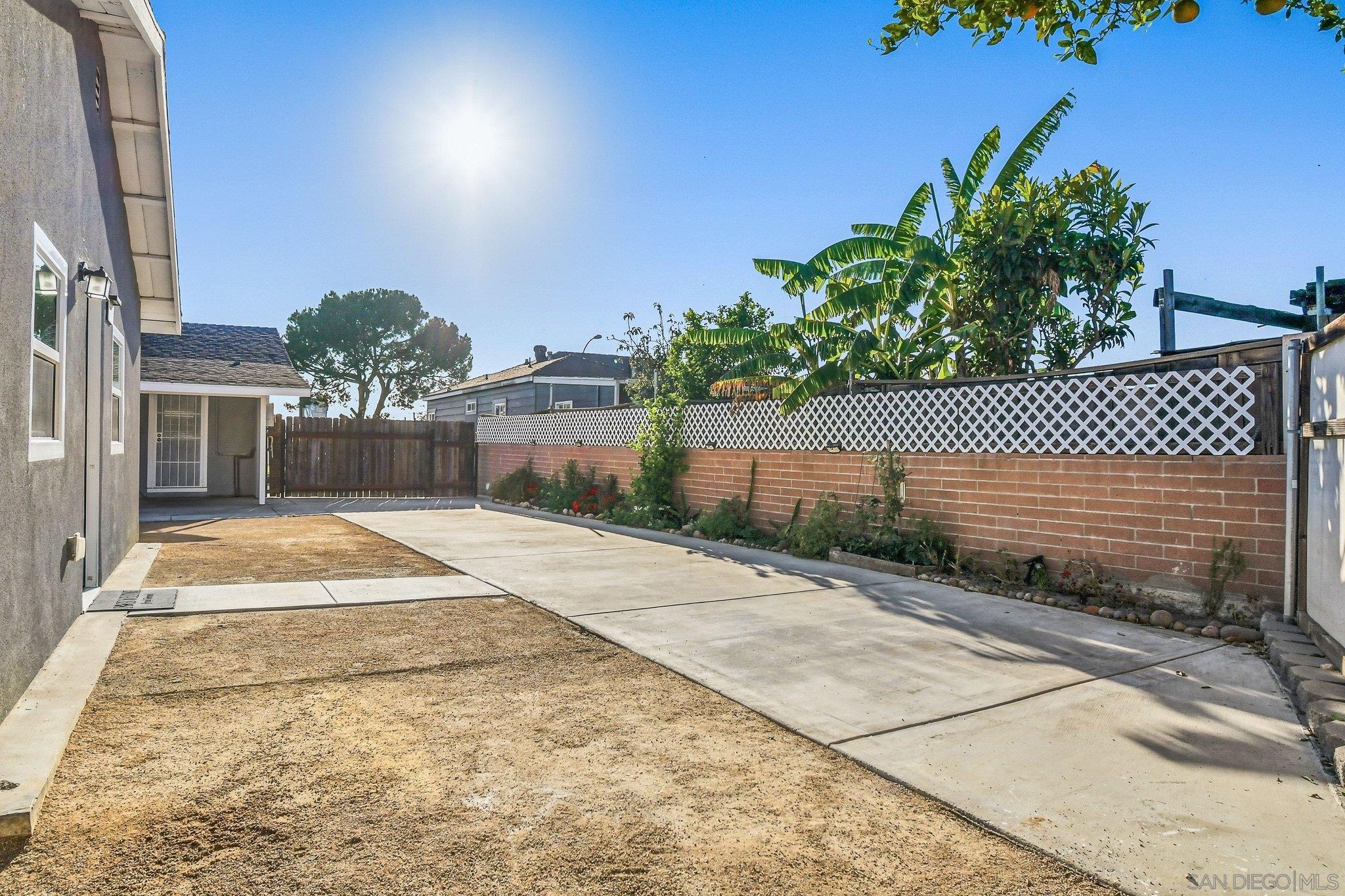 Detail Gallery Image 32 of 32 For 4806  Castle Ave, San Diego,  CA 92105 - 3 Beds | 2 Baths