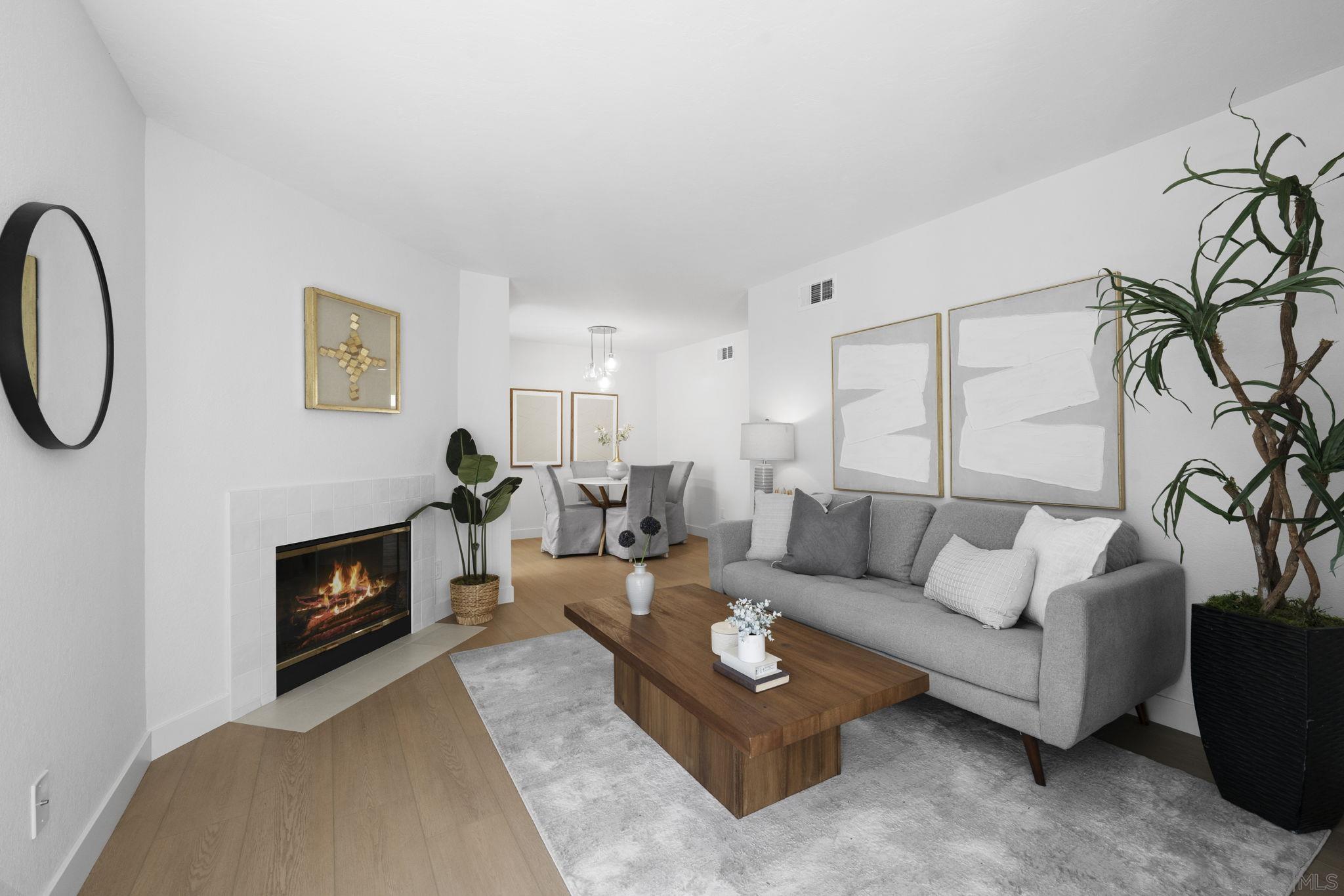 Front Image Thumbnail for SD260005934