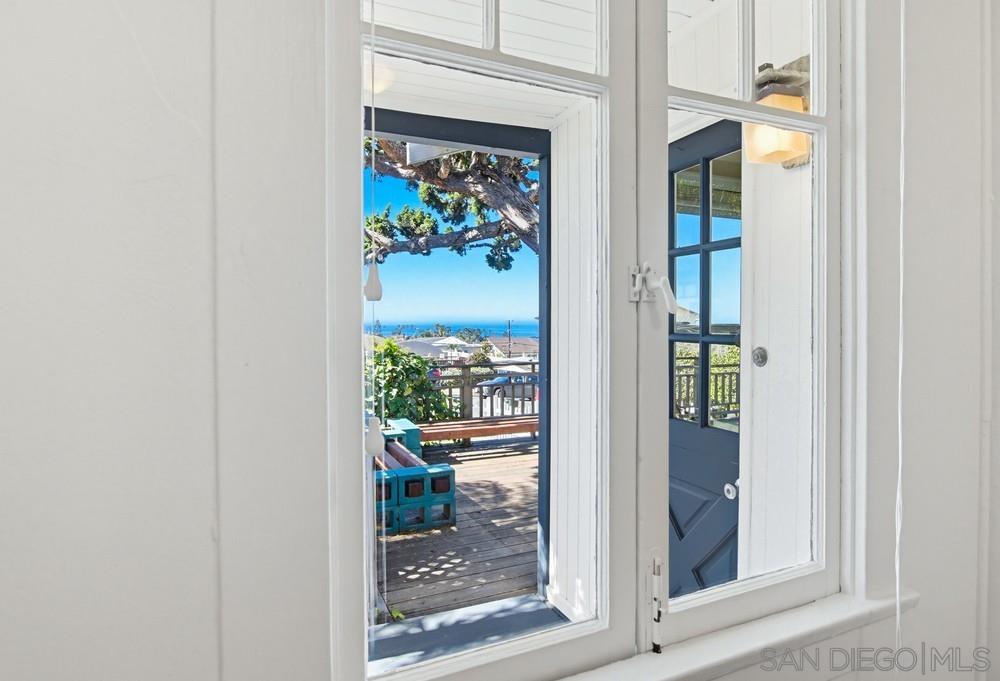 Detail Gallery Image 52 of 59 For 4562-64  Pescadero Ave., San Diego,  CA 92107 - – Beds | – Baths