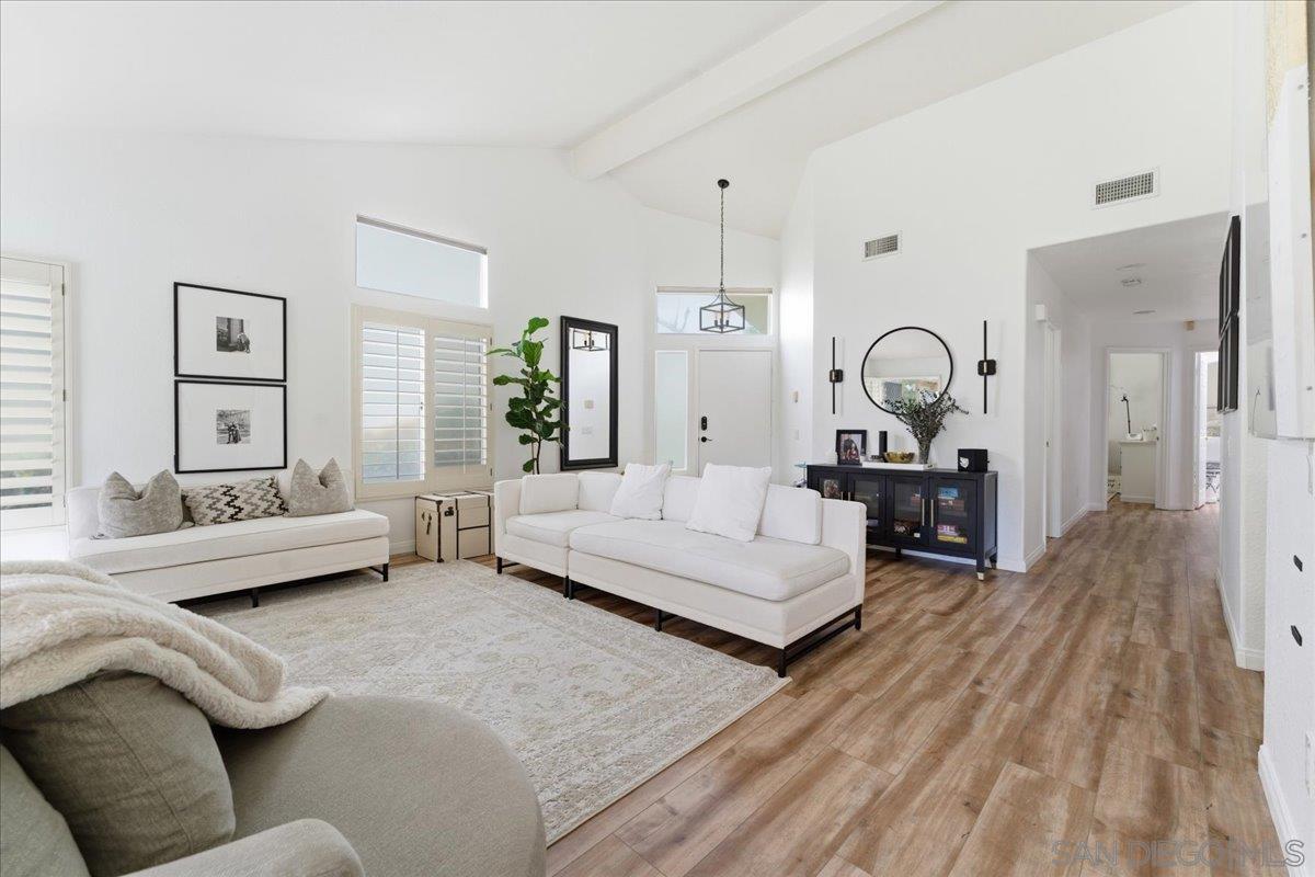 Detail Gallery Image 7 of 40 For 29585  Circle R Greens, Escondido,  CA 92026 - 3 Beds | 2 Baths