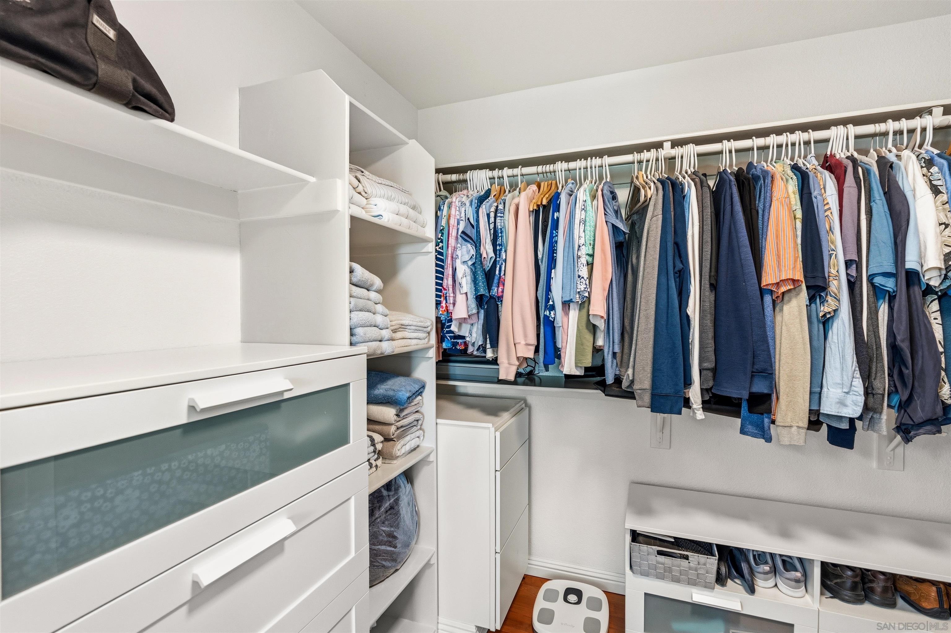 Detail Gallery Image 22 of 48 For 10884  Caminito Colorado, San Diego,  CA 92131 - 3 Beds | 2/1 Baths