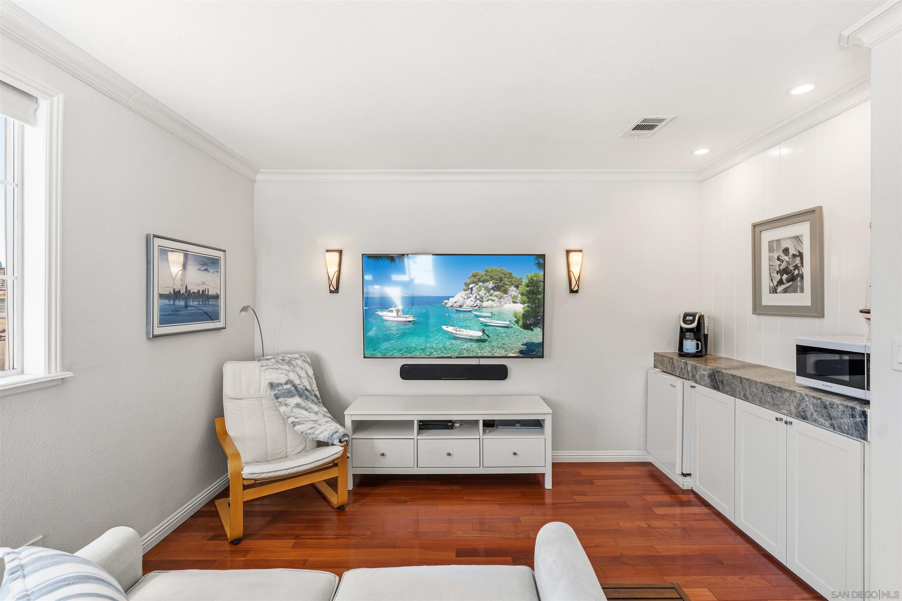 Detail Gallery Image 26 of 48 For 10884  Caminito Colorado, San Diego,  CA 92131 - 3 Beds | 2/1 Baths