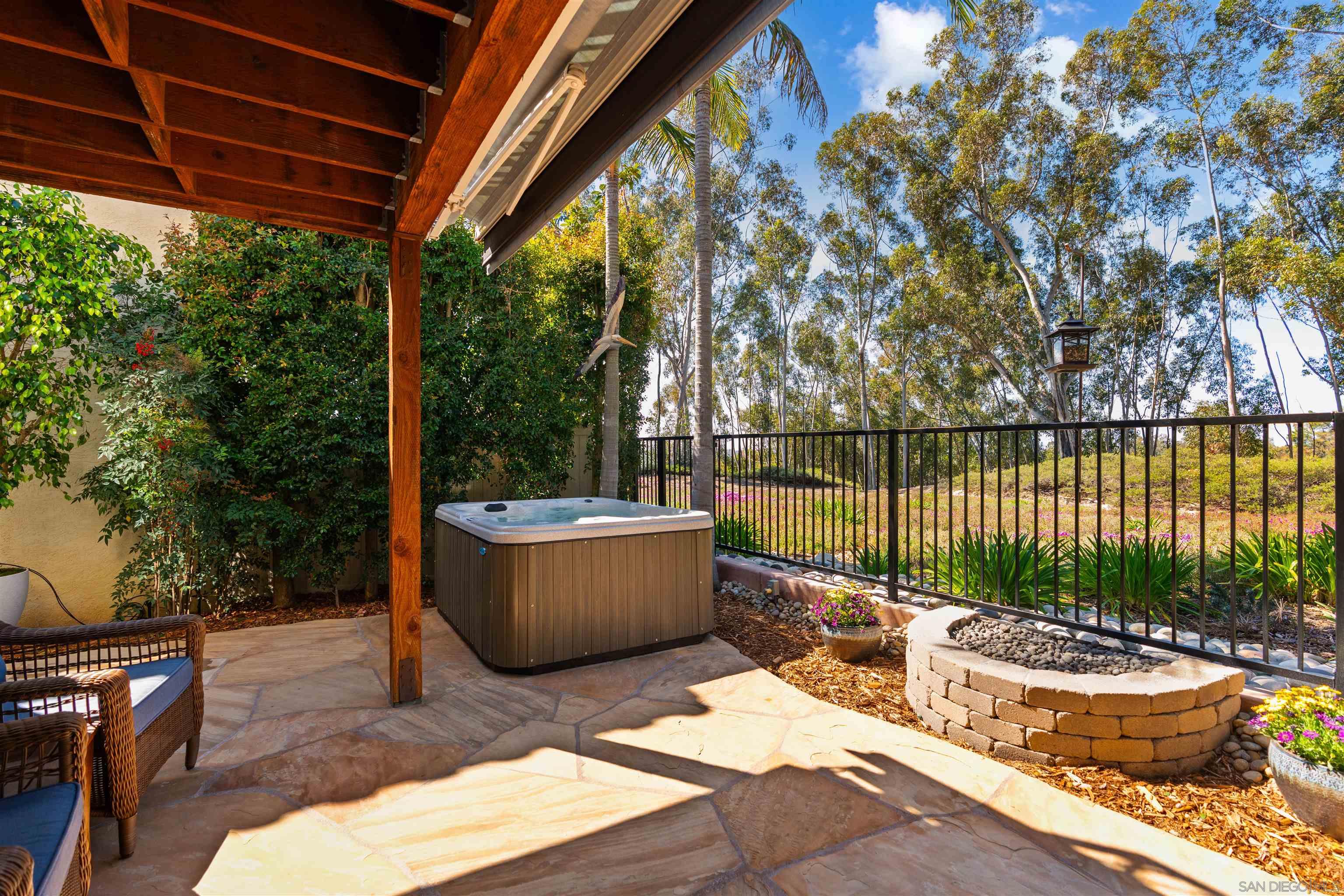 Detail Gallery Image 32 of 49 For 10884  Caminito Colorado, San Diego,  CA 92131 - 3 Beds | 2/1 Baths