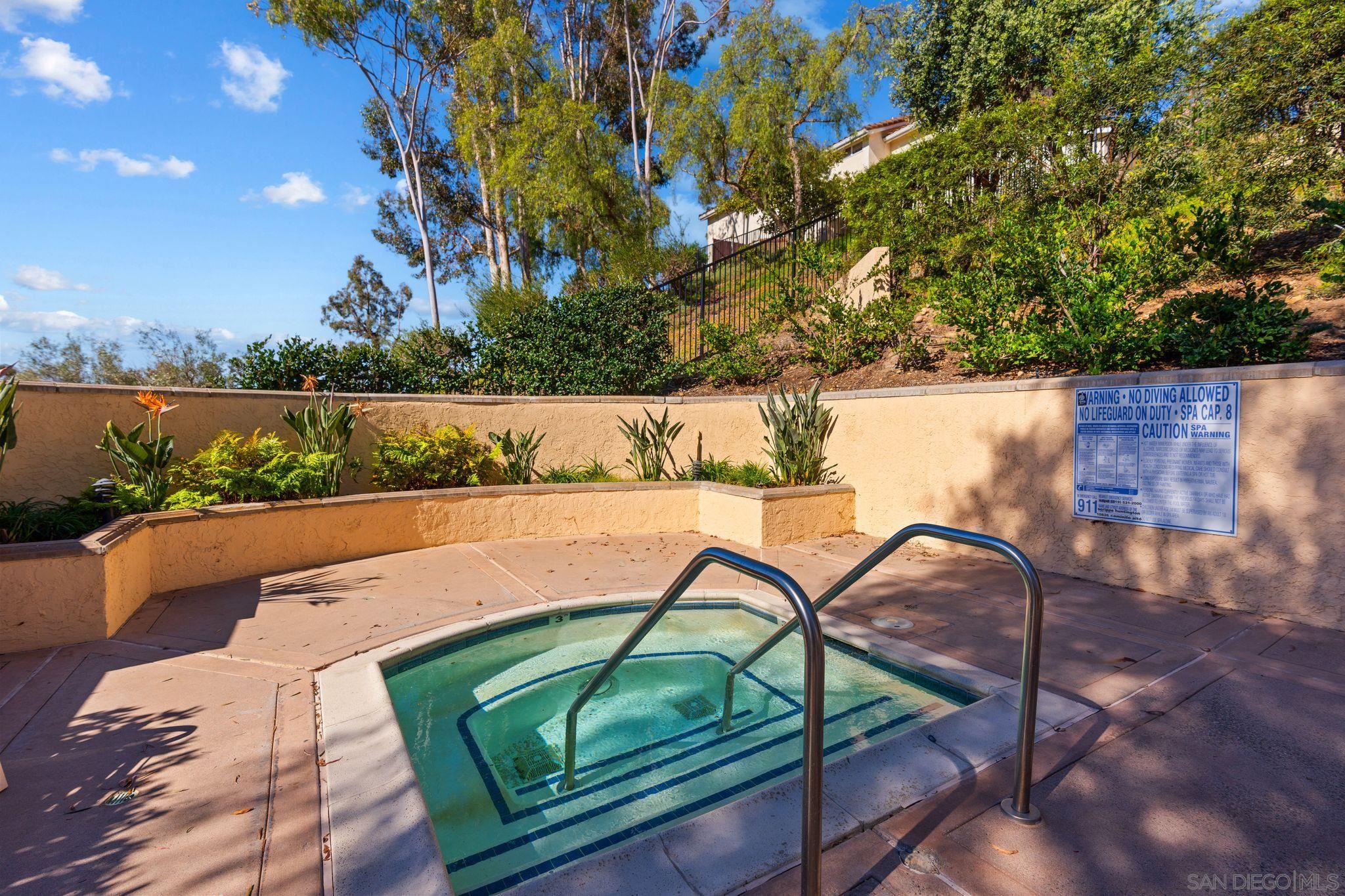 Detail Gallery Image 49 of 52 For 10884  Caminito Colorado, San Diego,  CA 92131 - 3 Beds | 2/1 Baths