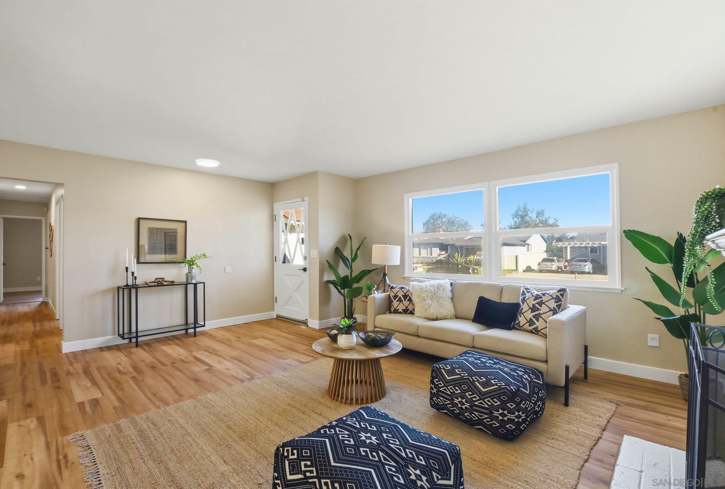 Detail Gallery Image 2 of 30 For 8637  Jenny Avenue, San Diego,  CA 92123 - 3 Beds | 2 Baths