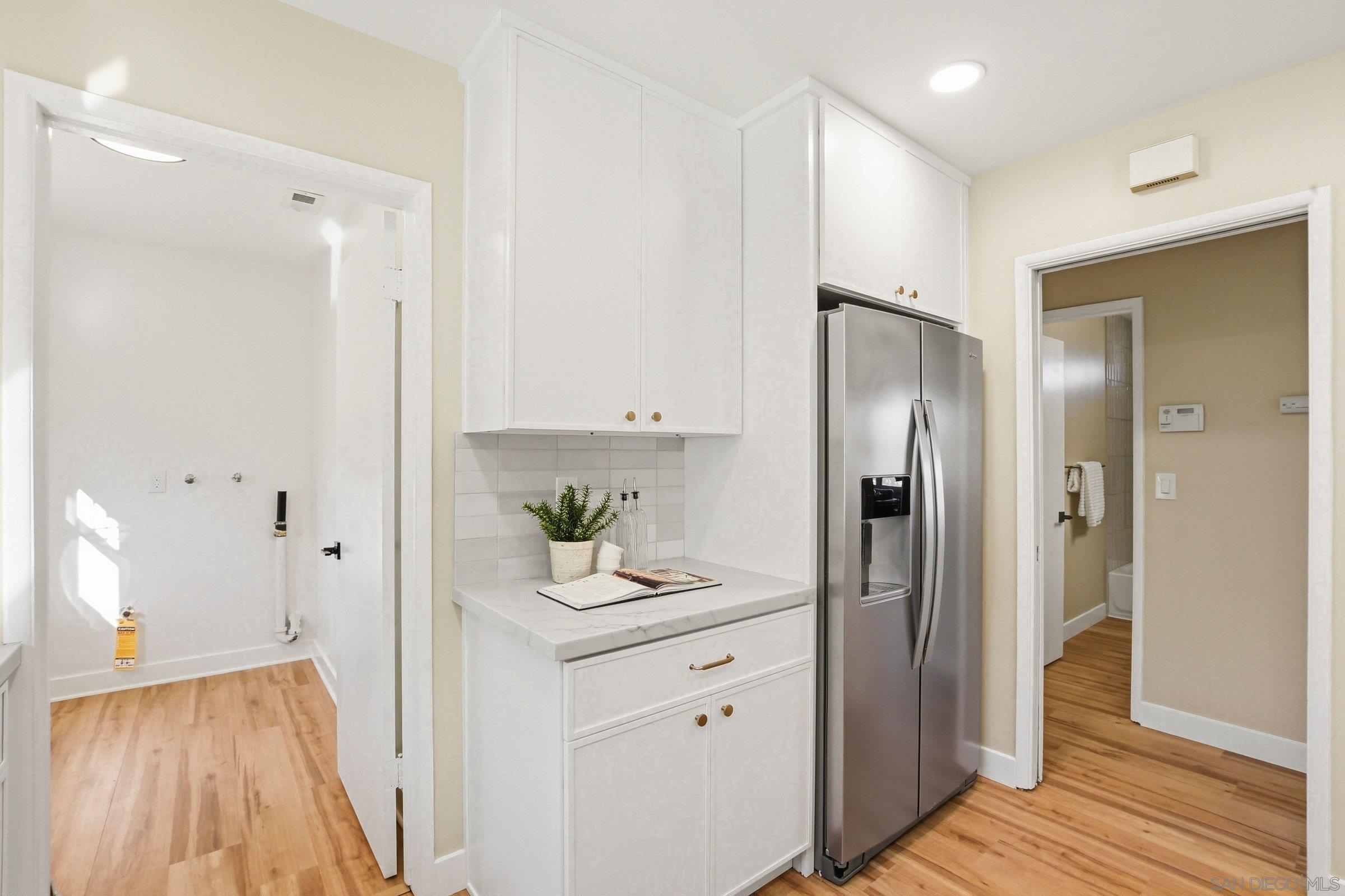 Detail Gallery Image 15 of 30 For 8637  Jenny Avenue, San Diego,  CA 92123 - 3 Beds | 2 Baths